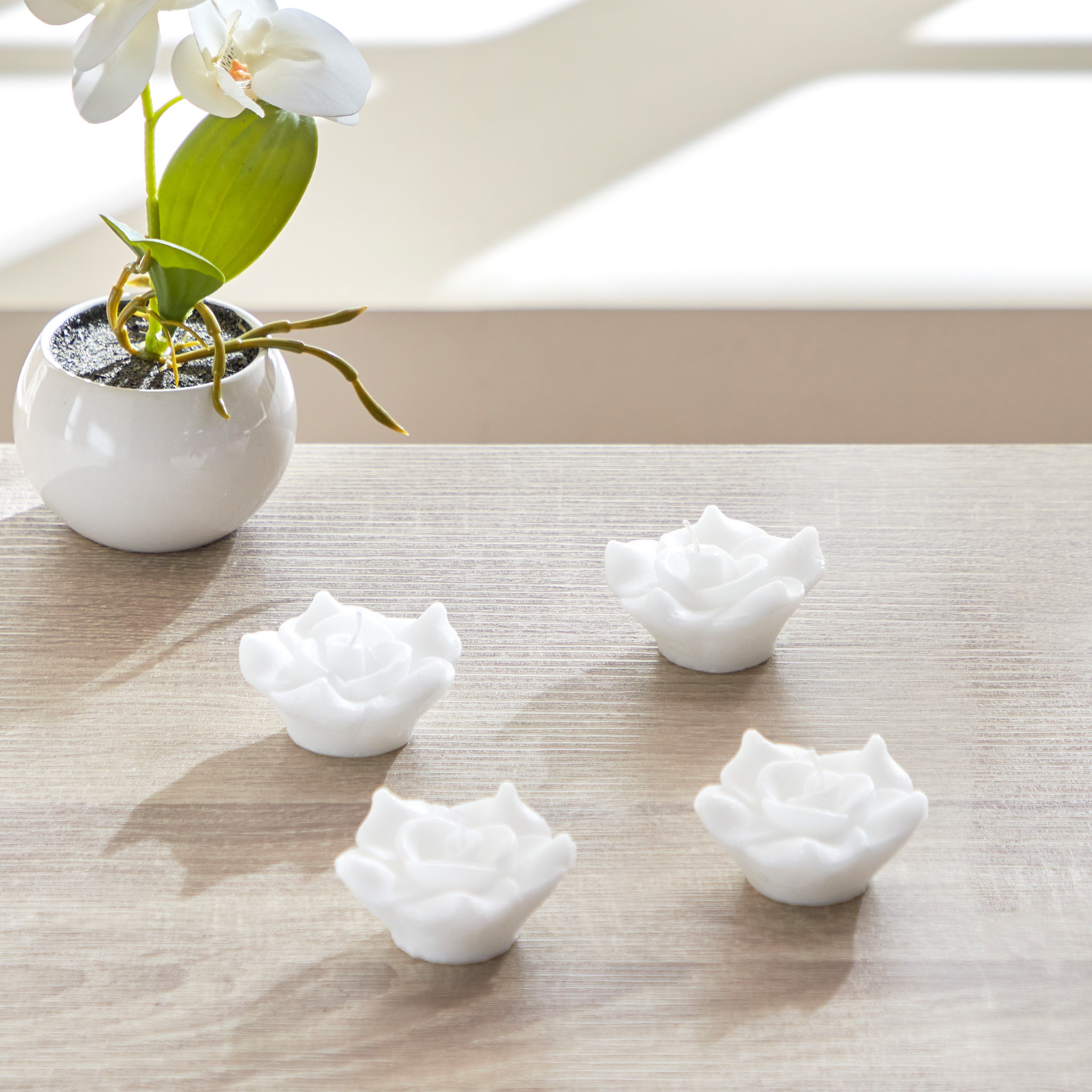 طقم شموع عائمة أوايك 4 قطع مونوكروم كلاسيكس من سيرينا - 50 جرام-hbxlivingroom-decorandaccessories-candles-image-1
