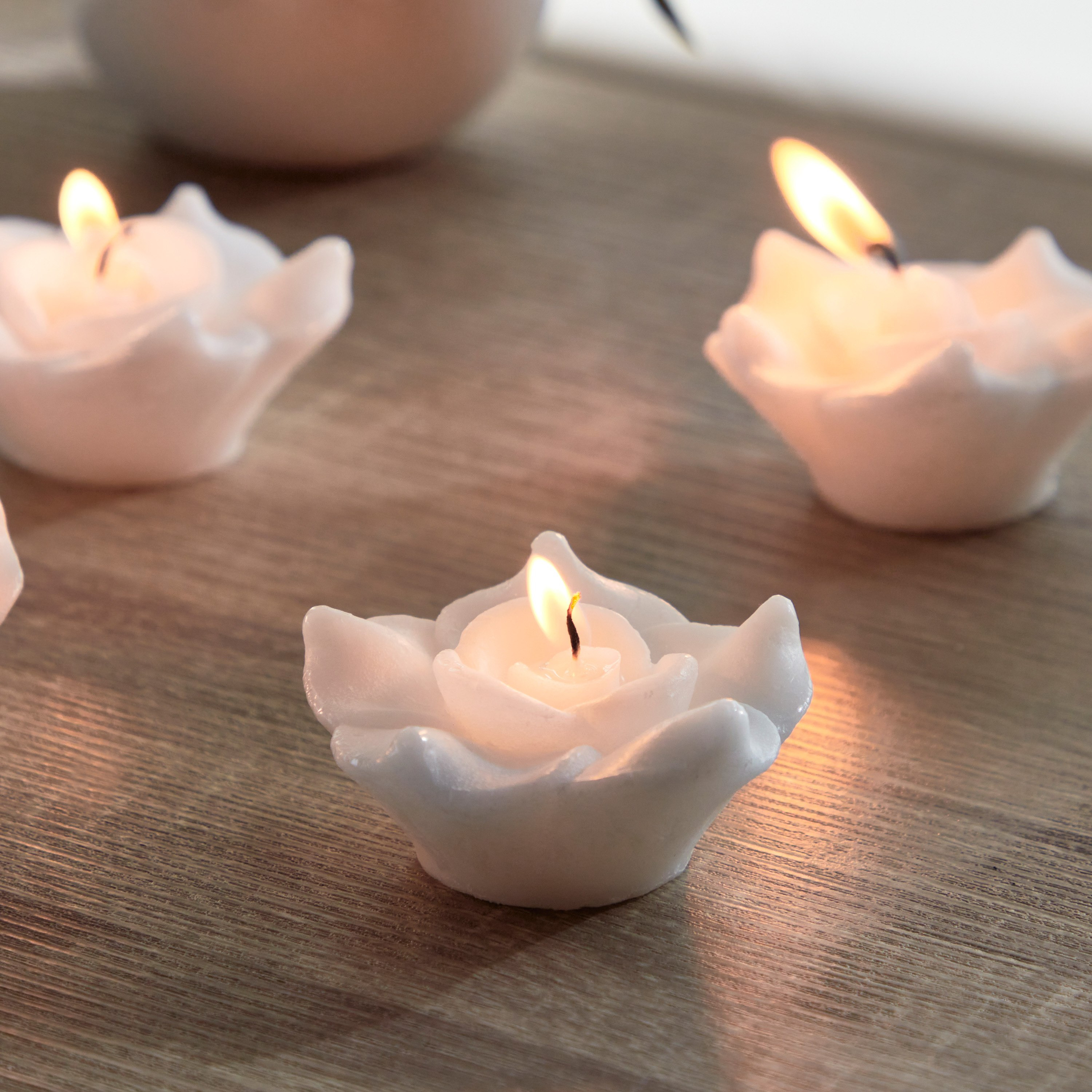 طقم شموع عائمة أوايك 4 قطع مونوكروم كلاسيكس من سيرينا - 50 جرام-hbxlivingroom-decorandaccessories-candles-image-3