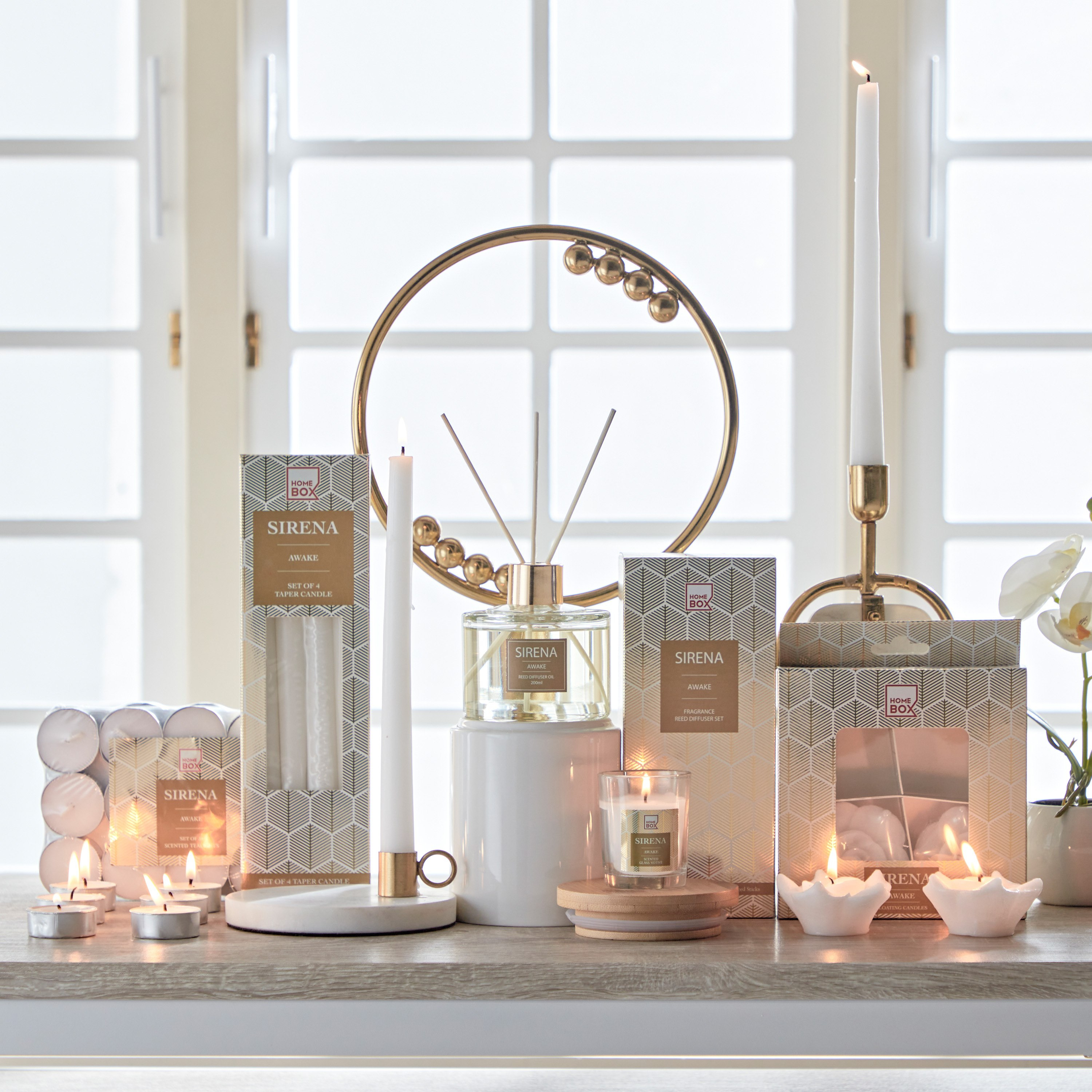 طقم شموع عائمة أوايك 4 قطع مونوكروم كلاسيكس من سيرينا - 50 جرام-hbxlivingroom-decorandaccessories-candles-image-5