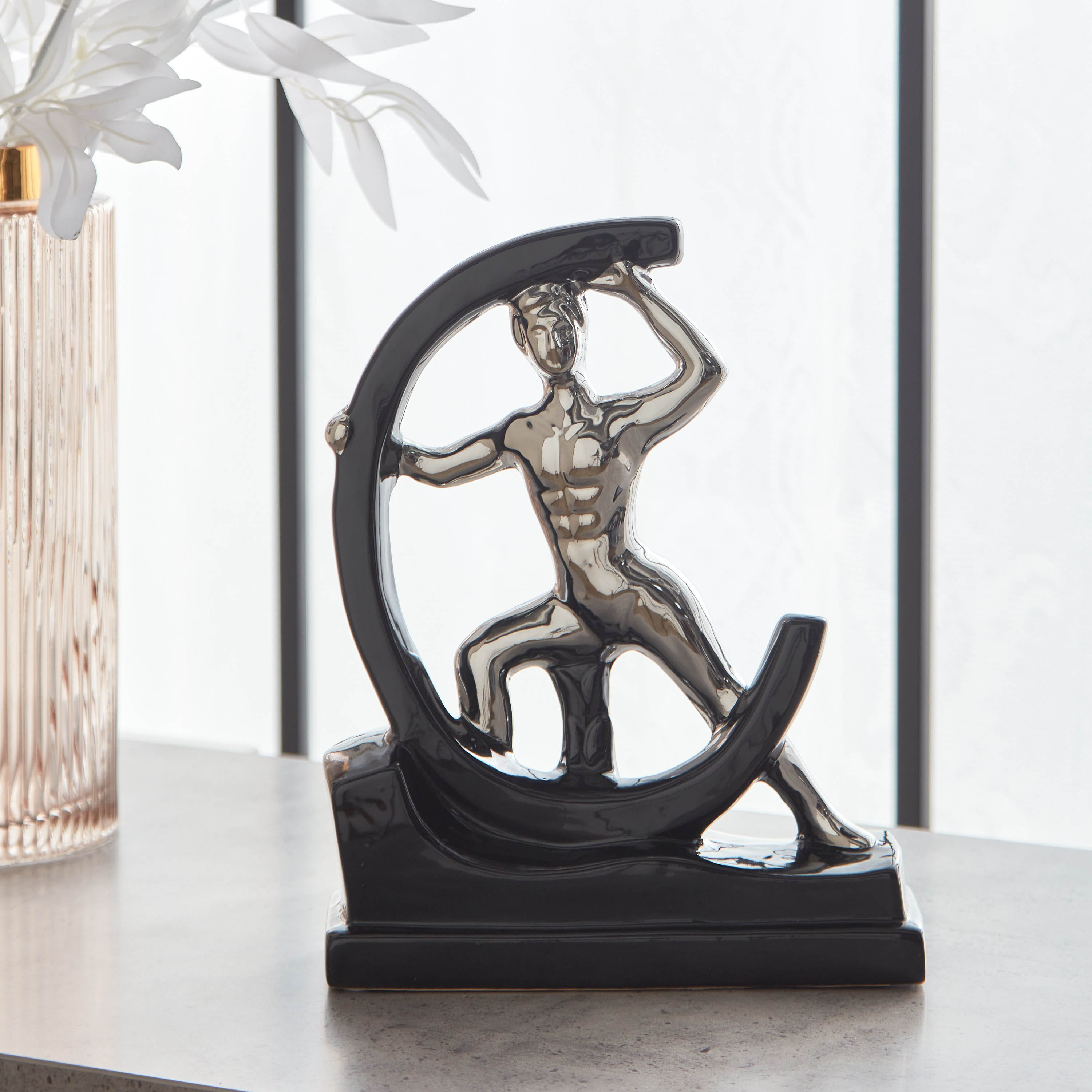 تمثال ديكور سيراميك من سيف - 20.5x7x26 سم-hbxhomeware-homedecor-figurinesandornaments-image-1