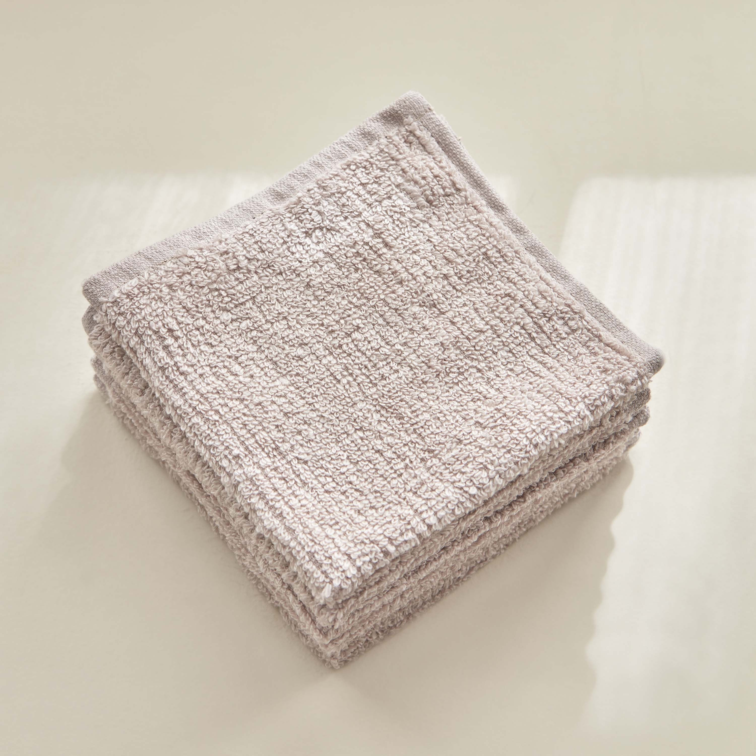 طقم مناشف وجه قطن خالية من الالتواءات 6 قطع من كلاود تاتش - 30x30 سم-hbxbathroom-bathroomtextiles-image-1