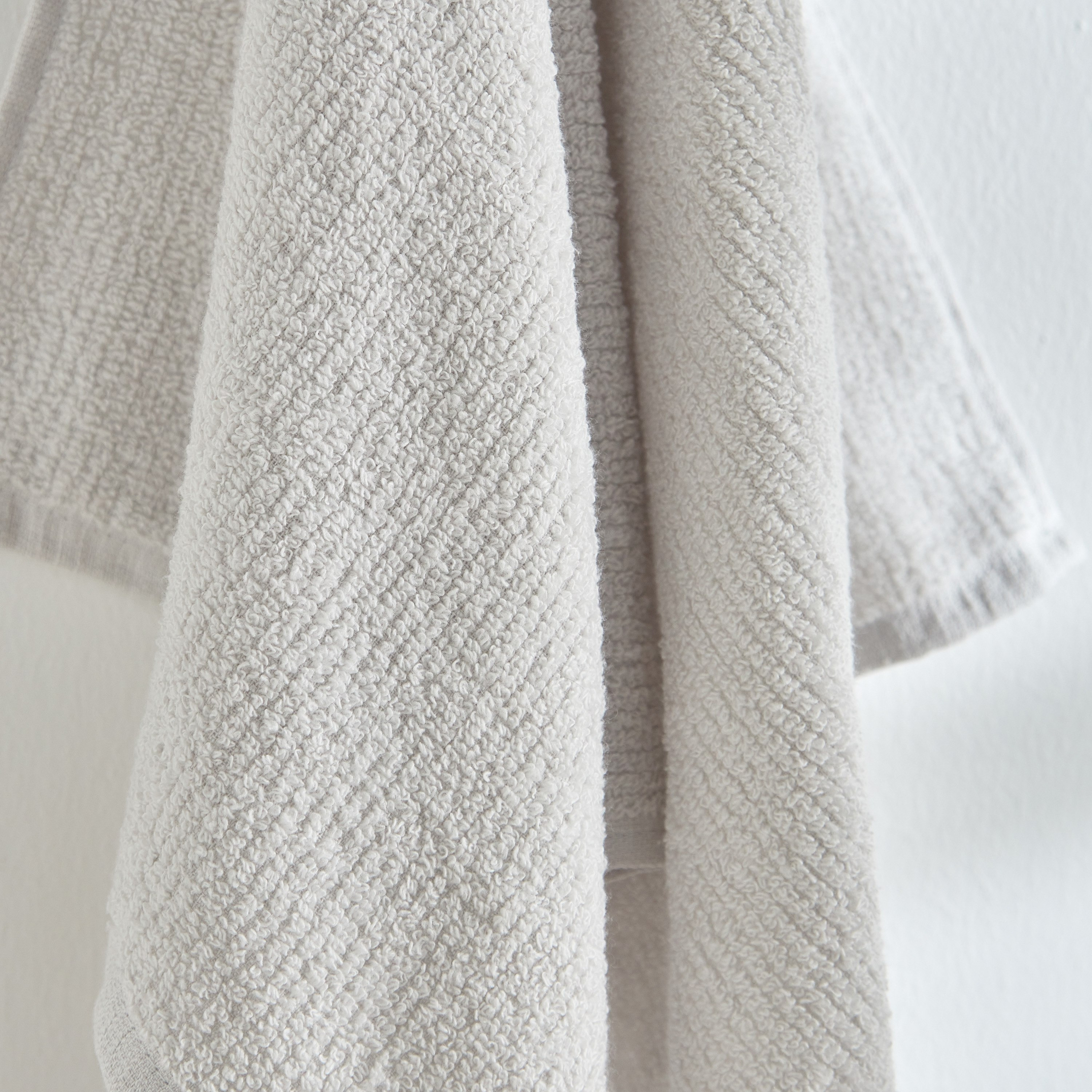 منشفة يد قطن خالية من الالتواءات من كلاود تاتش - 40x70 سم-hbxbathroom-bathroomtextiles-image-3