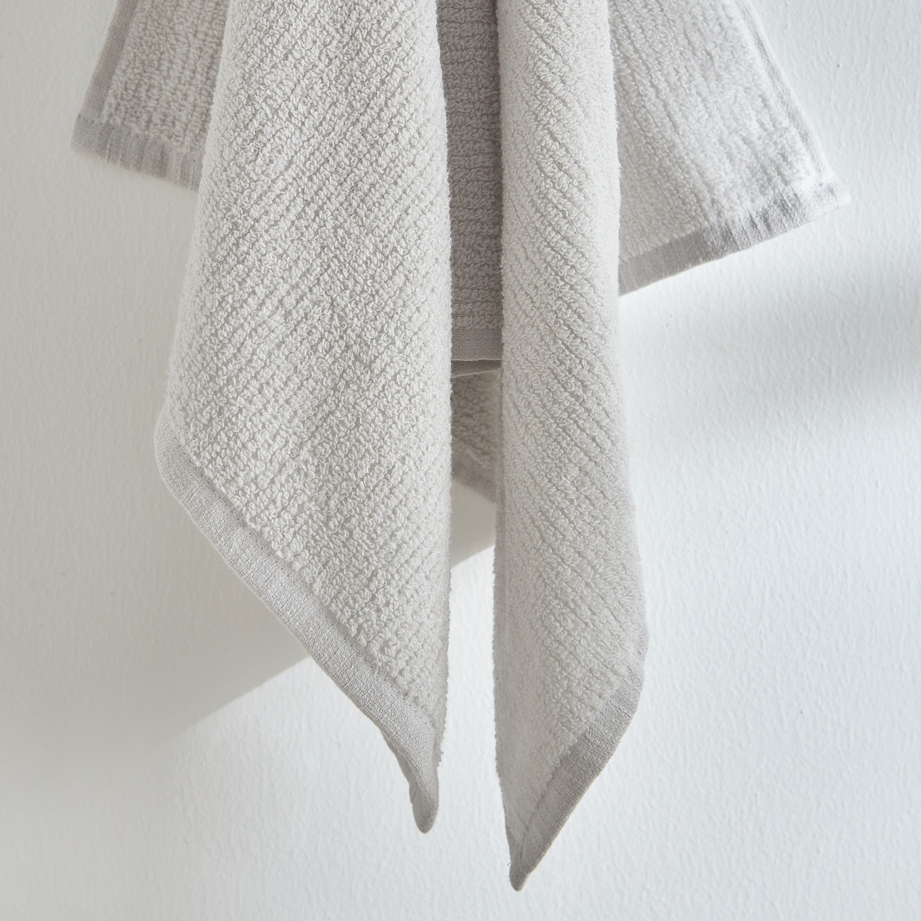منشفة يد قطن خالية من الالتواءات من كلاود تاتش - 40x70 سم-hbxbathroom-bathroomtextiles-image-4