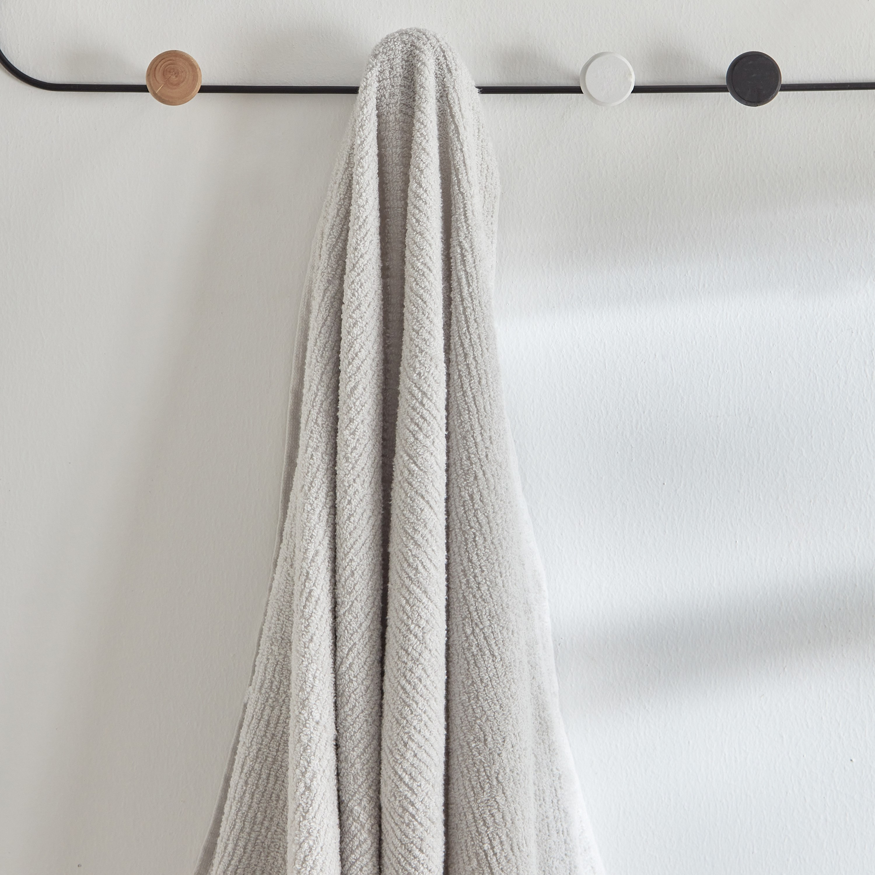 منشفة حمام قطن خالية من الالتواءات من كلاود تاتش - 70x140 سم-hbxbathroom-bathroomtextiles-image-2