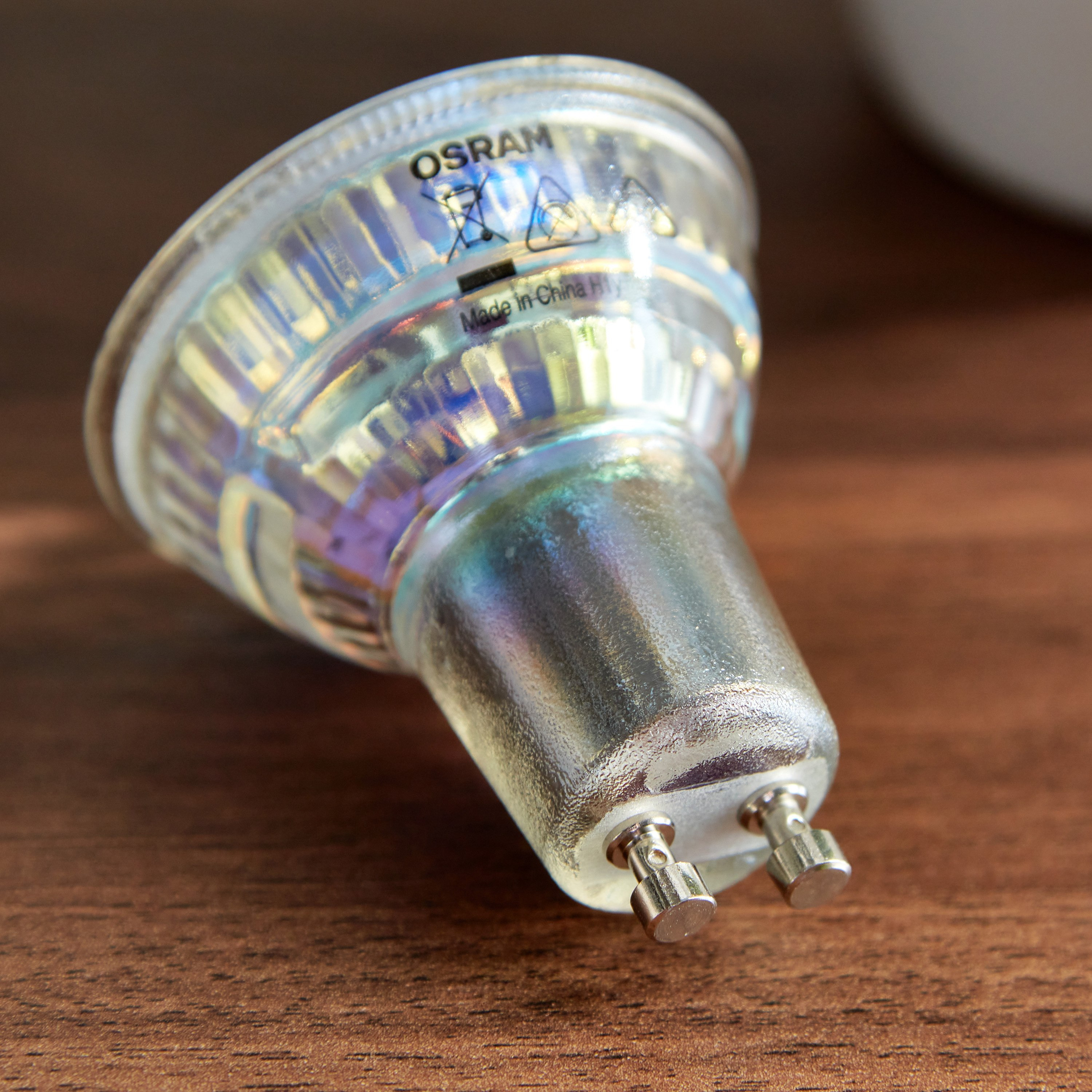 لمبة أل إي دي بضوء أبيض دافئ لومين 380 أم آر 16 بقوة 50 وات من أوسرام-hbxbedroom-lighting-lightingaccessories-image-2