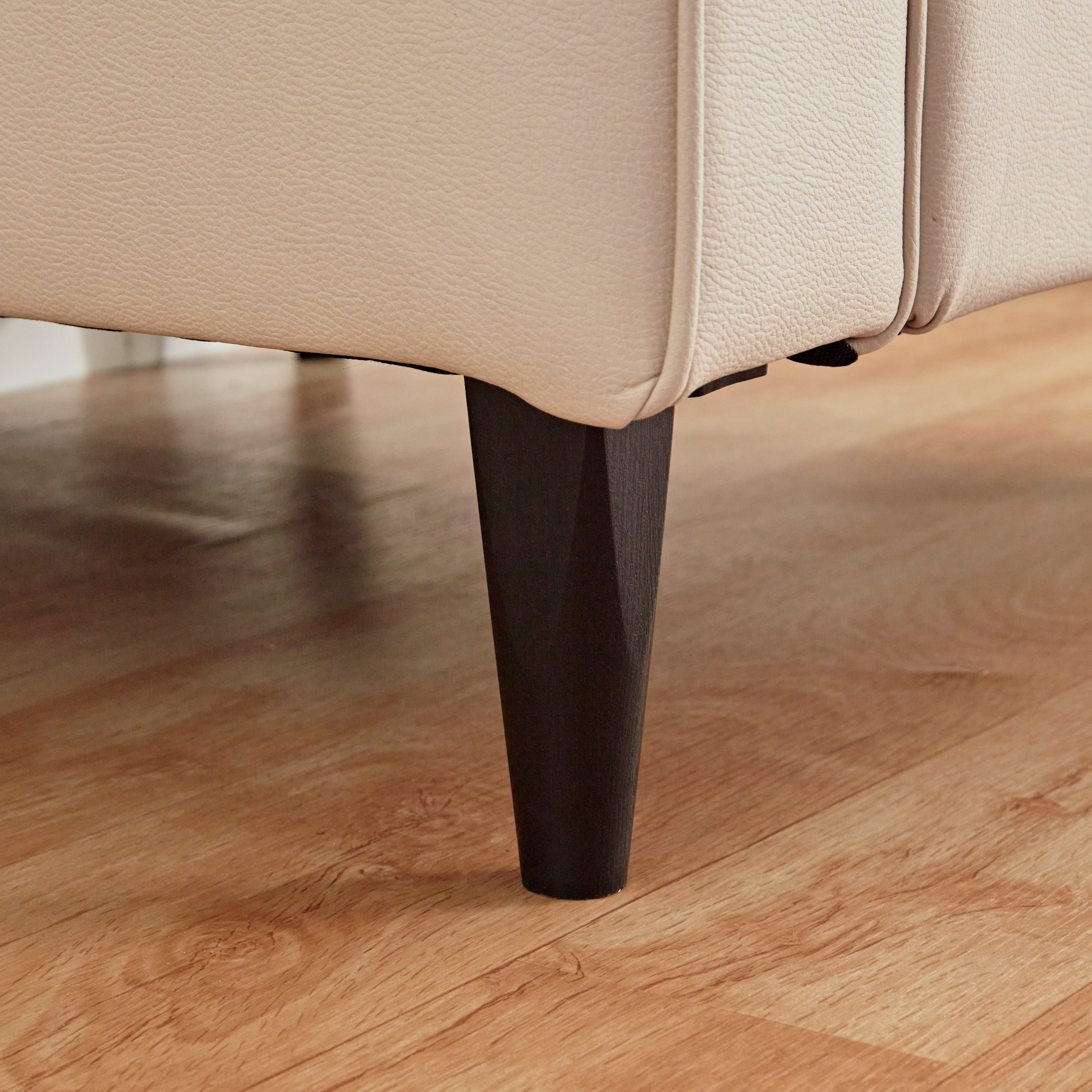 كنبة جلد صناعي مقعد واحد - كارا-hbxlivingroom-sofasandarmchairs-sofas-image-9