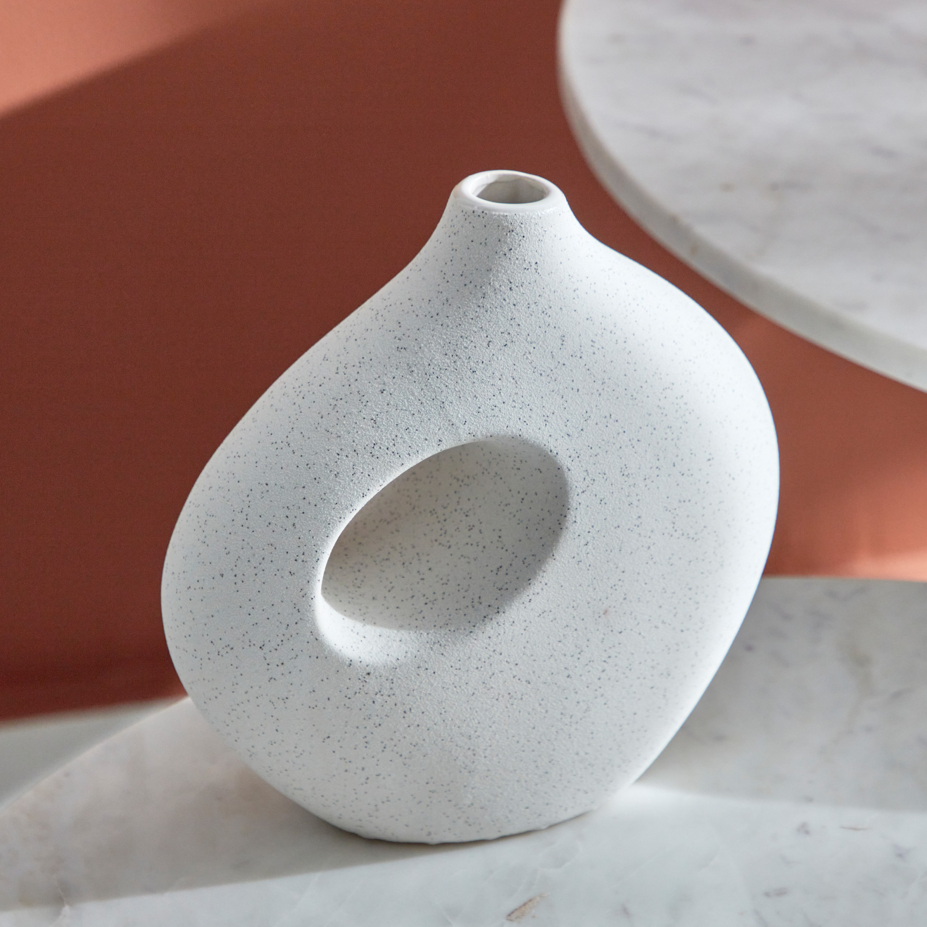 مزهريّة سيراميك من سانسا - 21x11.5x20.7 سم-hbxbedroom-decorandaccessories-vases-image-3