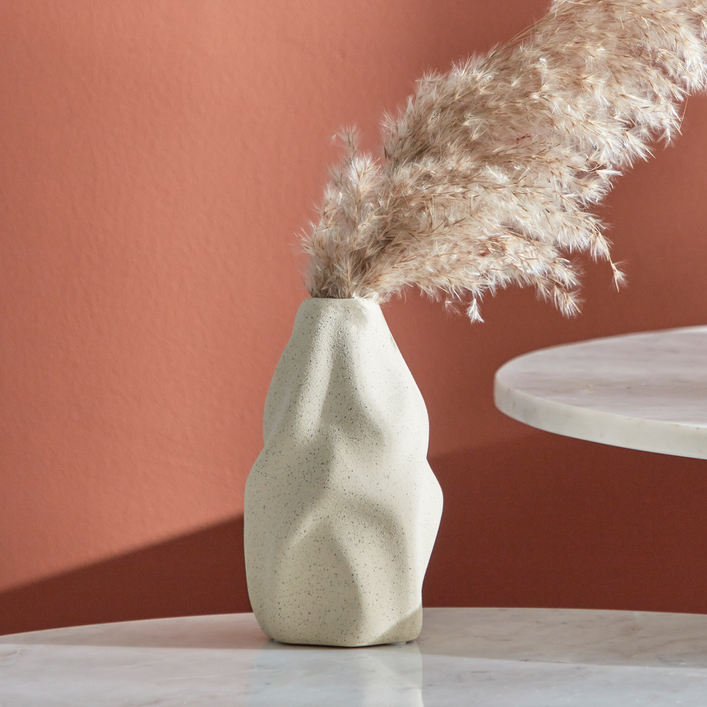 مزهرية سيراميك من سانسا - 10.5x8.5x16 سم-hbxbedroom-decorandaccessories-vases-image-1