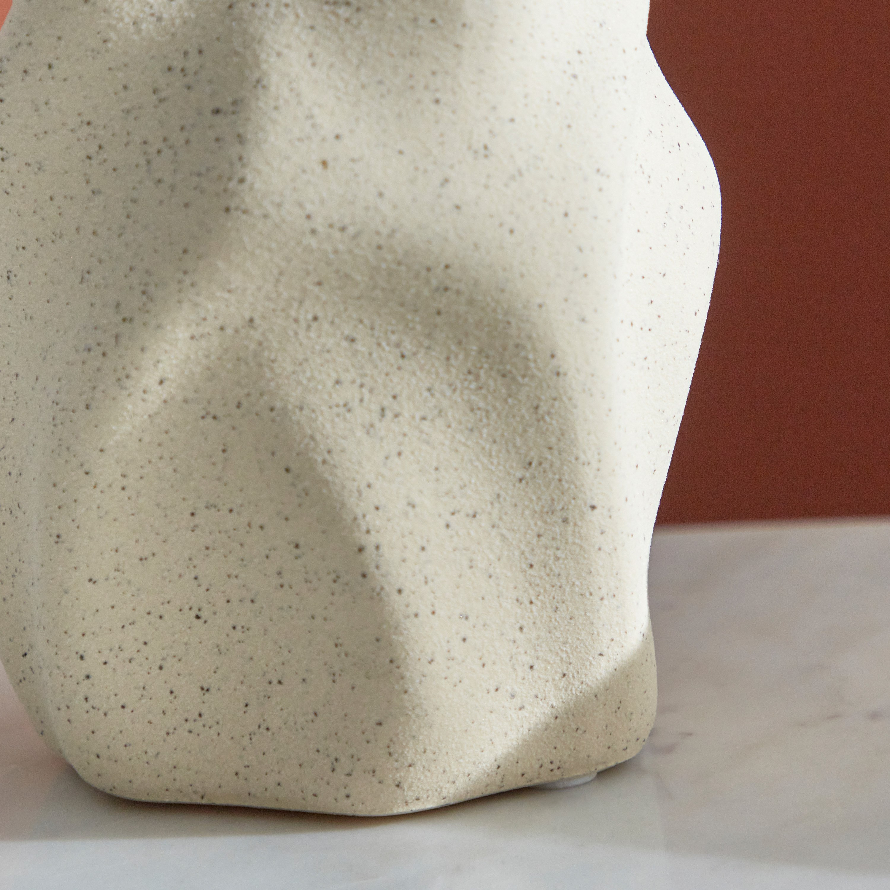 مزهرية سيراميك من سانسا - 10.5x8.5x16 سم-hbxbedroom-decorandaccessories-vases-image-5