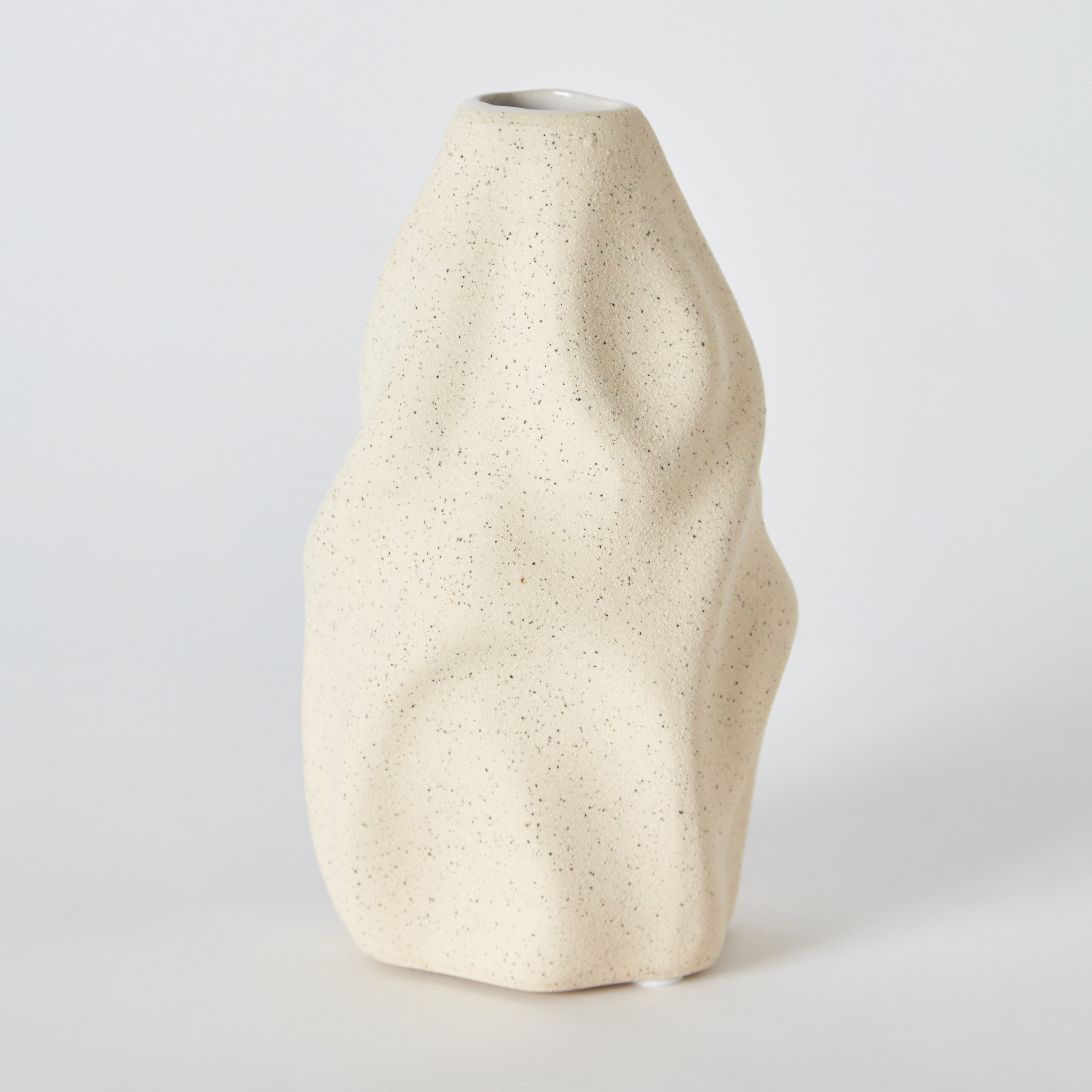 مزهرية سيراميك من سانسا - 10.5x8.5x16 سم-hbxbedroom-decorandaccessories-vases-image-7