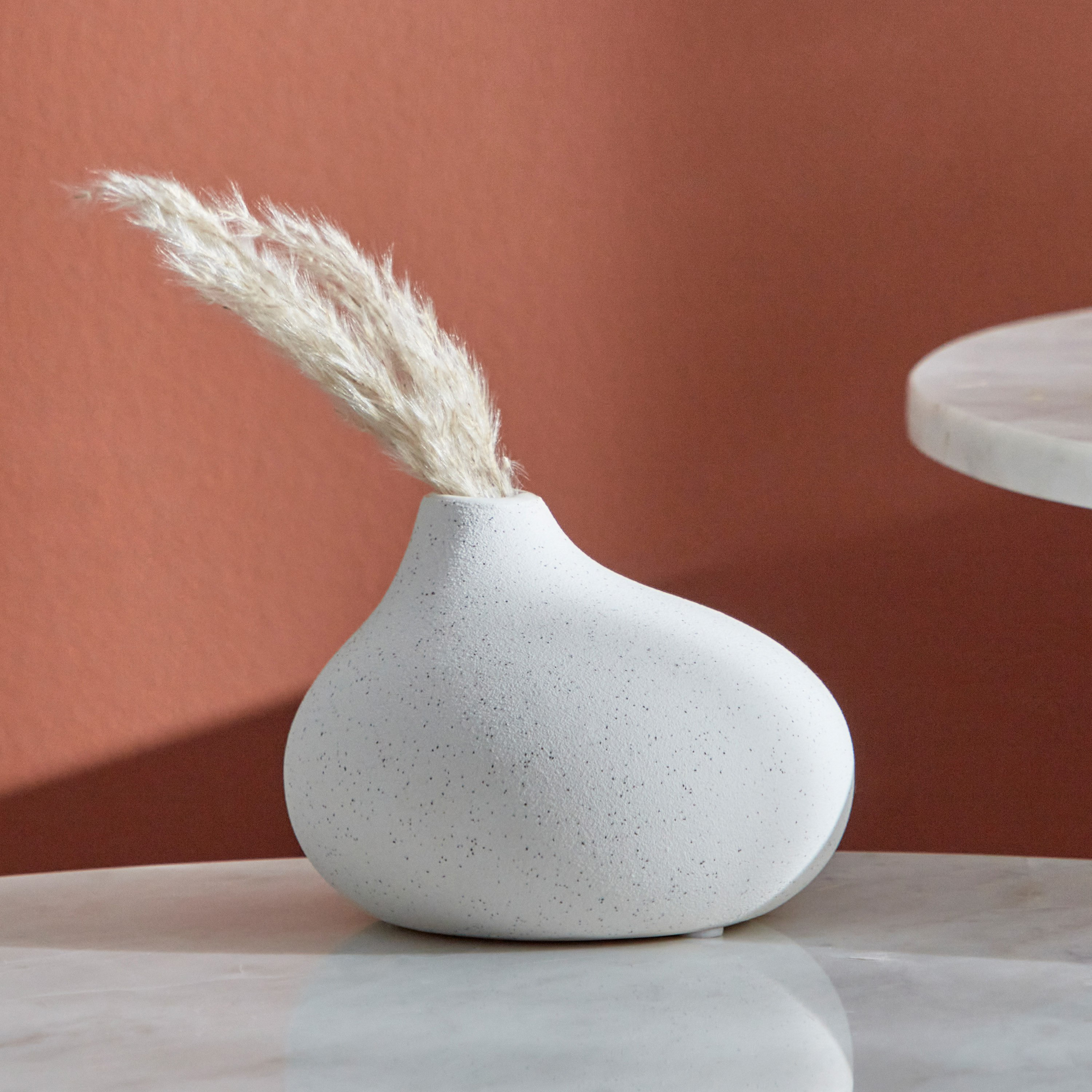مزهرية سيراميك من سانسا- 12.5x12.5x9.5 سم-hbxbedroom-decorandaccessories-vases-image-1