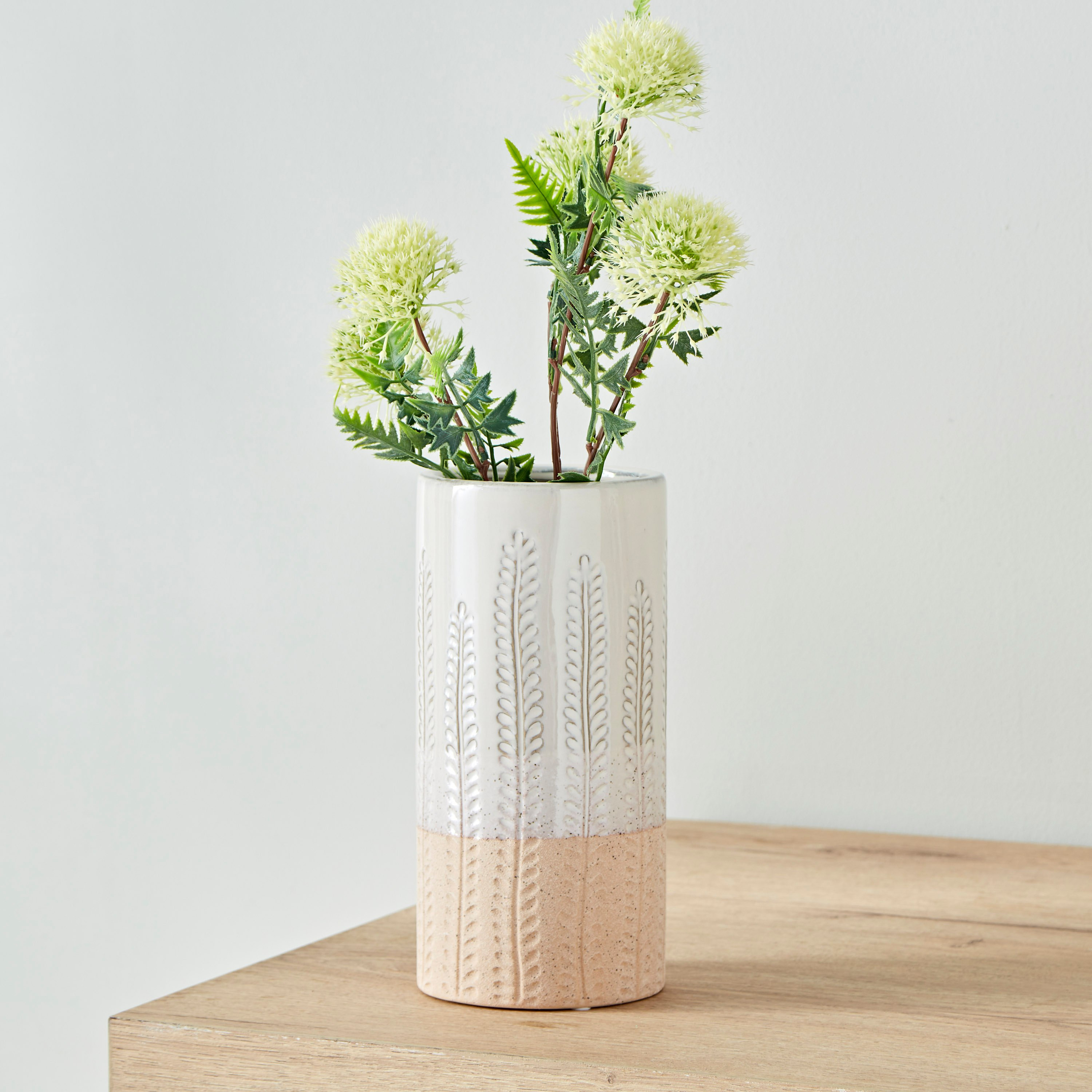 مزهرية سيراميك بارزة الملمس من سانسا - 12x12x26 سم-hbxbedroom-decorandaccessories-vases-image-1