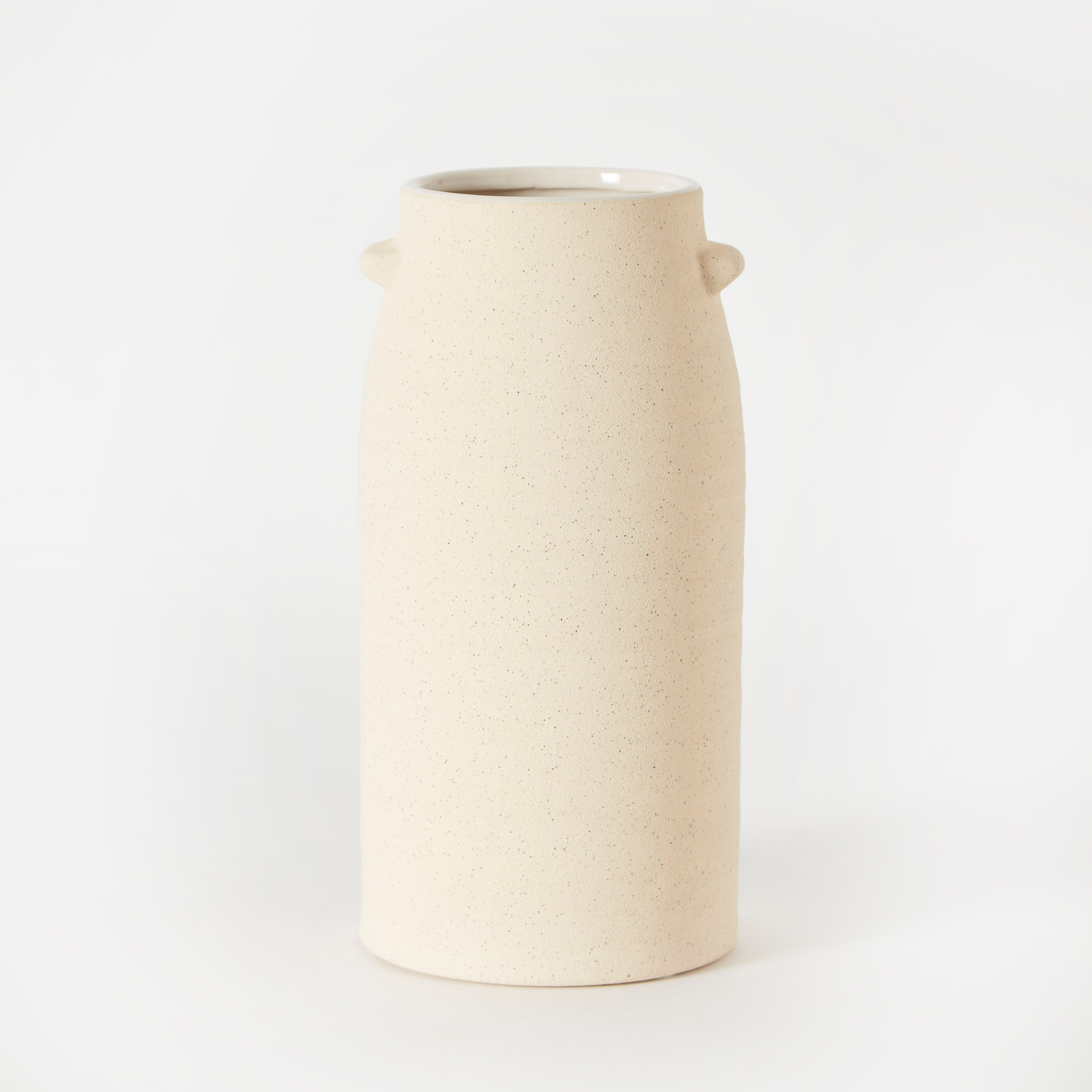 Sansa Ceramic Vase - 12.3x12.3x25 cm-hbxbedroom-decorandaccessories-vases-image-6