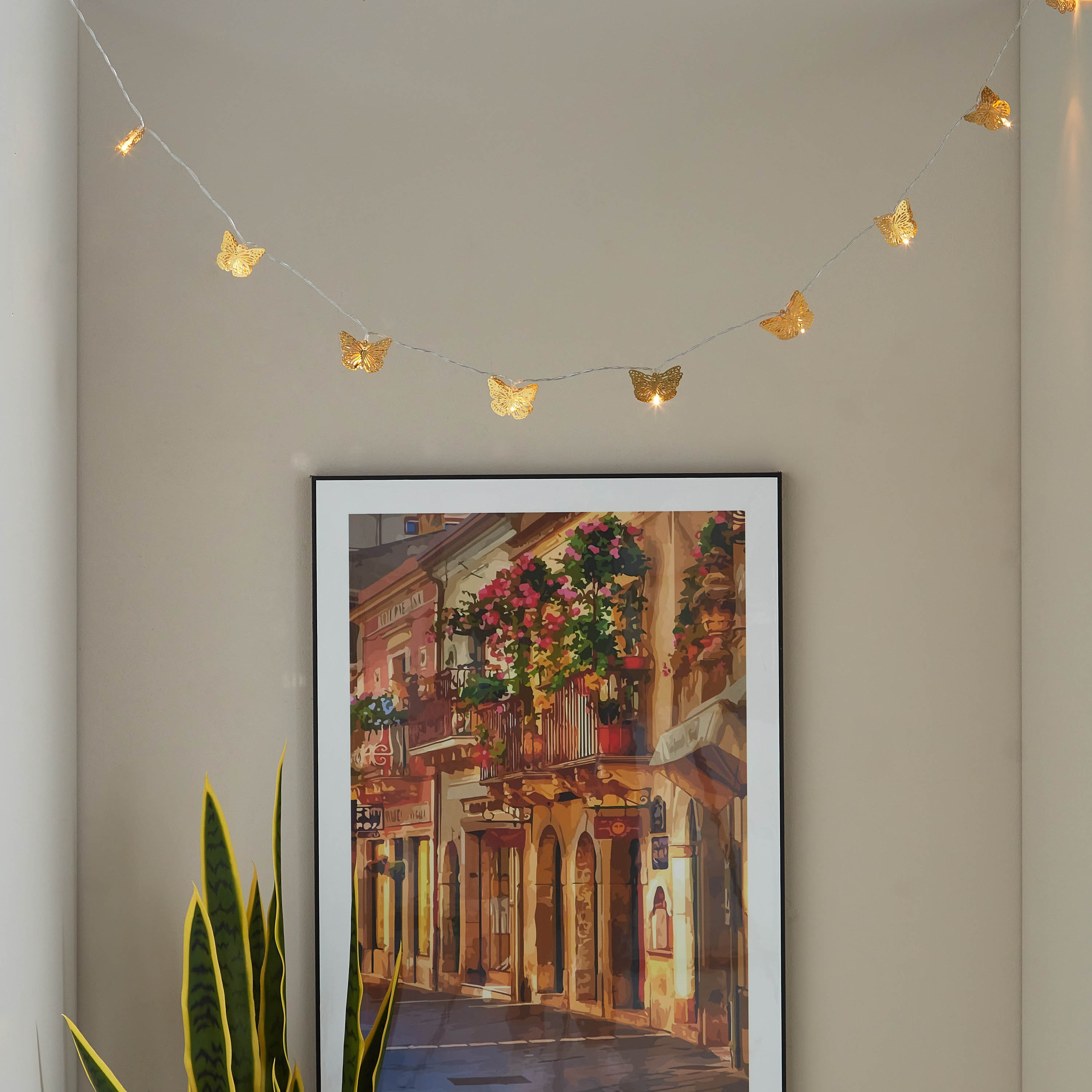 شريط إضاءة إل إي دي بتصميم فراشات من كات - 165 سم-hbxdiningroom-lighting-decorativesandstringlights-image-1