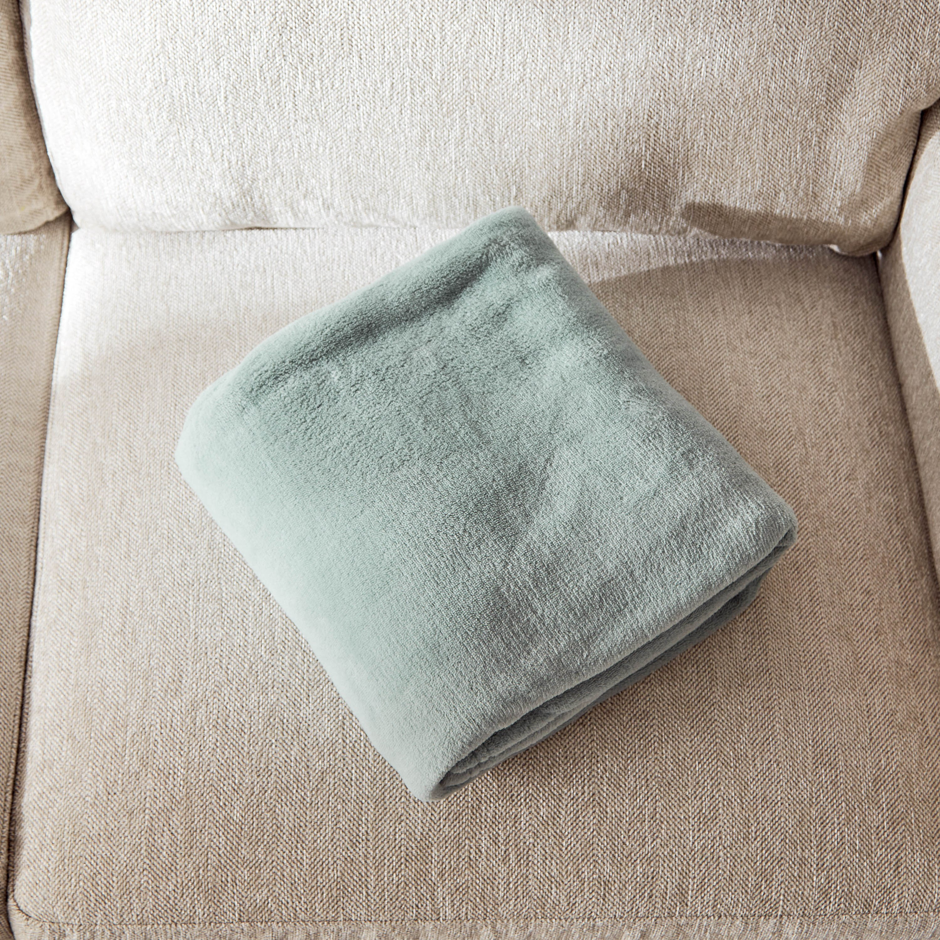 بطانيّة خفيفة صوف كورال سادة من أونتاريو - 170x120 سم-hbxhomeware-hbxbedroom-image-4