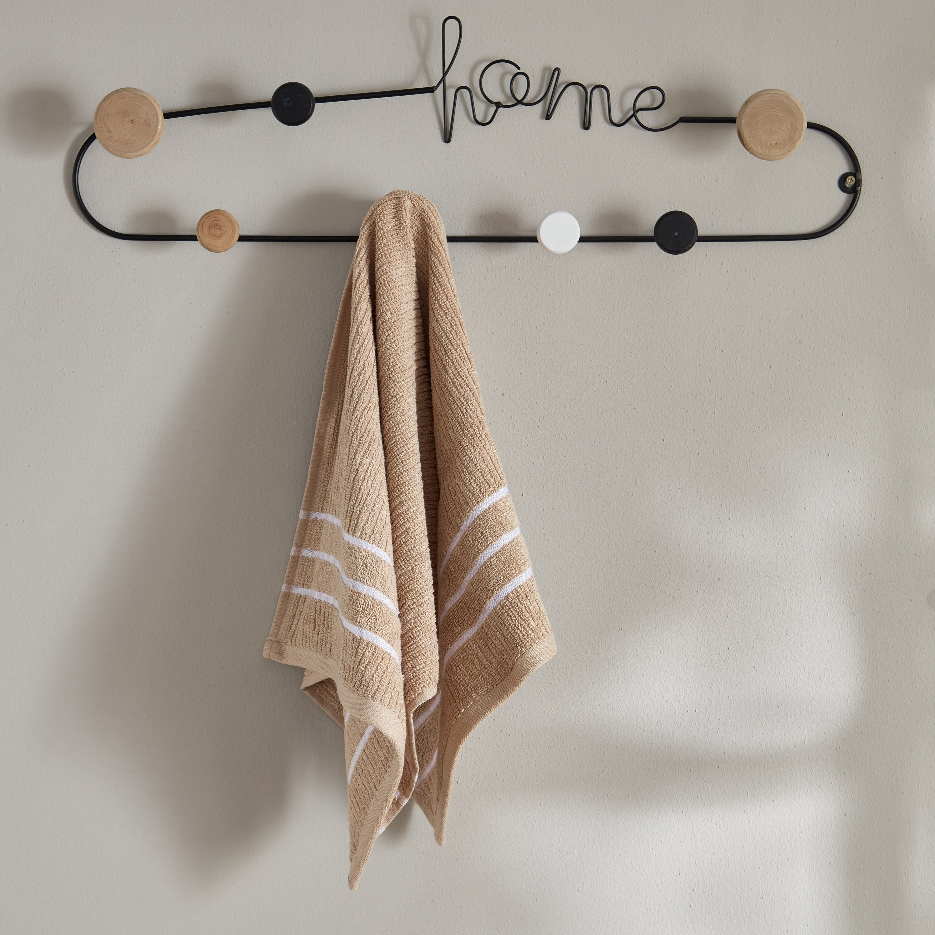 منشفة يد قطن مضلّعة من ماتيو - 70x40 سم-hbxbathroom-bathroomtextiles-image-1