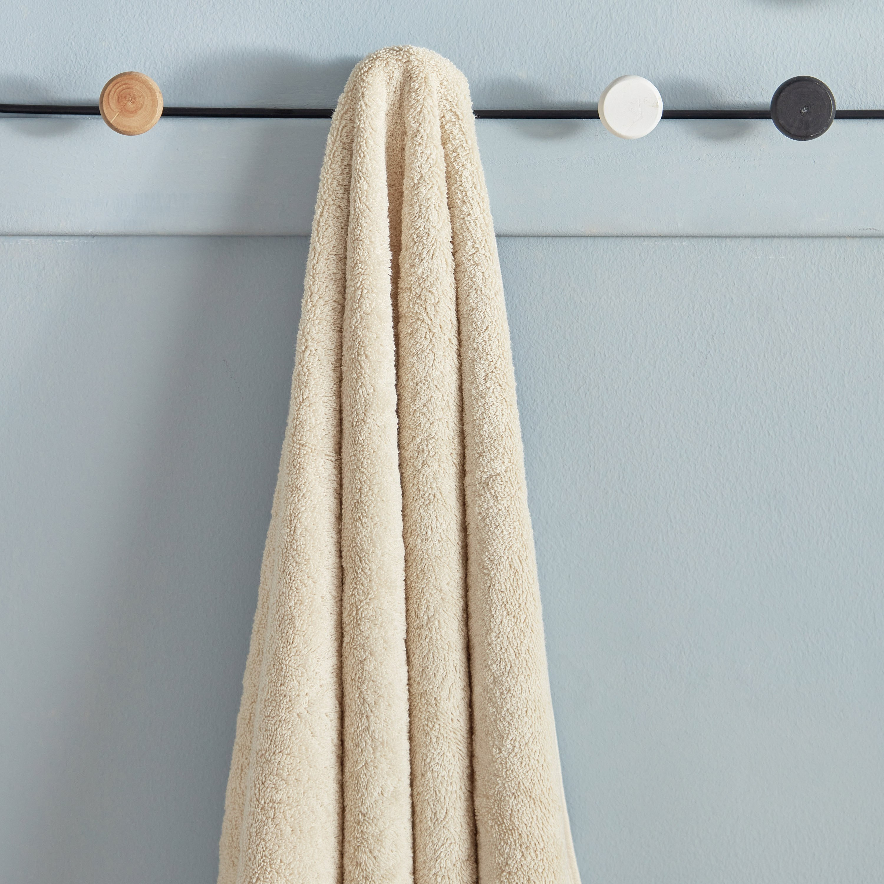 منشفة حمّام من إير ريتش - 140x70 سم-hbxbathroom-bathroomtextiles-image-2