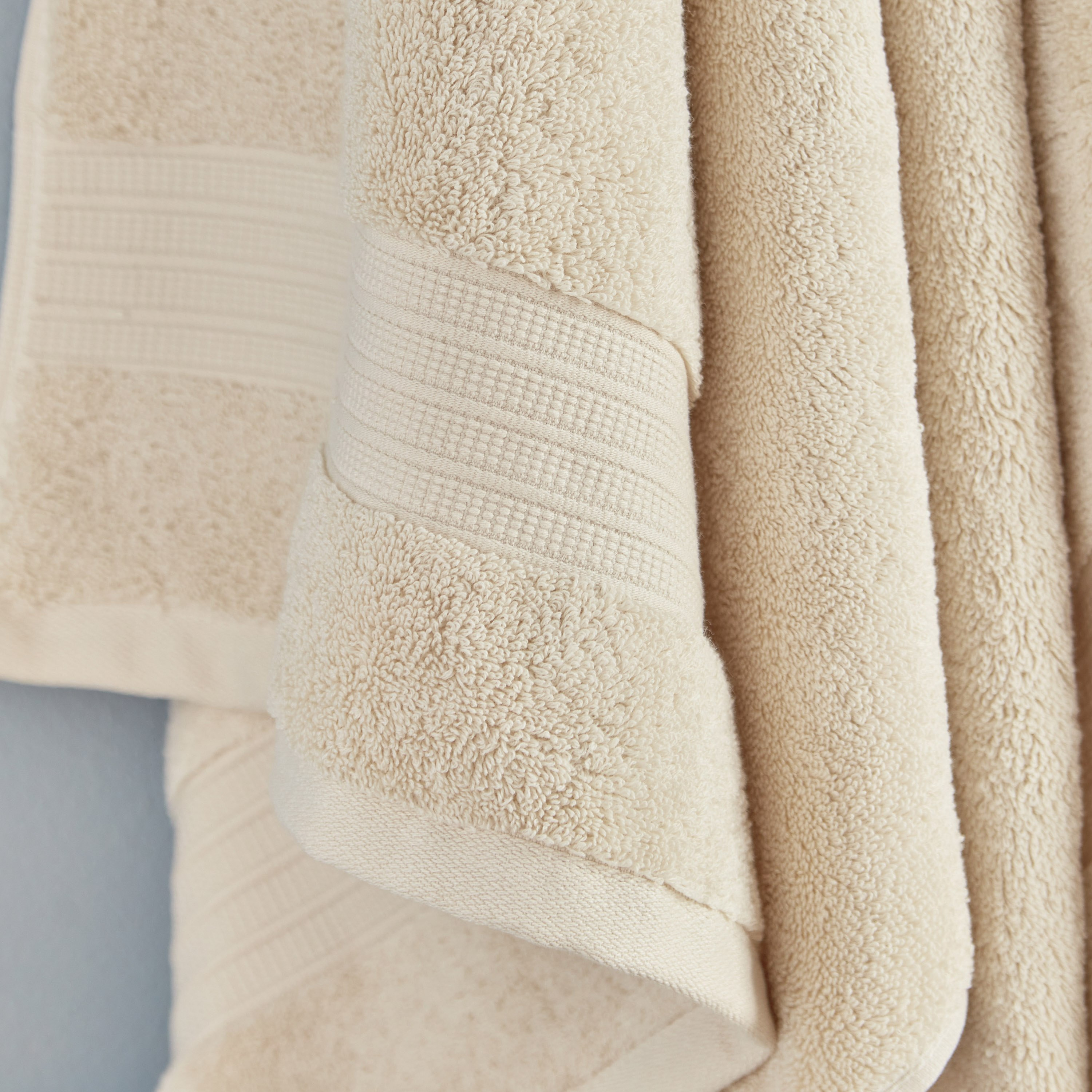 منشفة حمّام من إير ريتش - 140x70 سم-hbxbathroom-bathroomtextiles-image-3