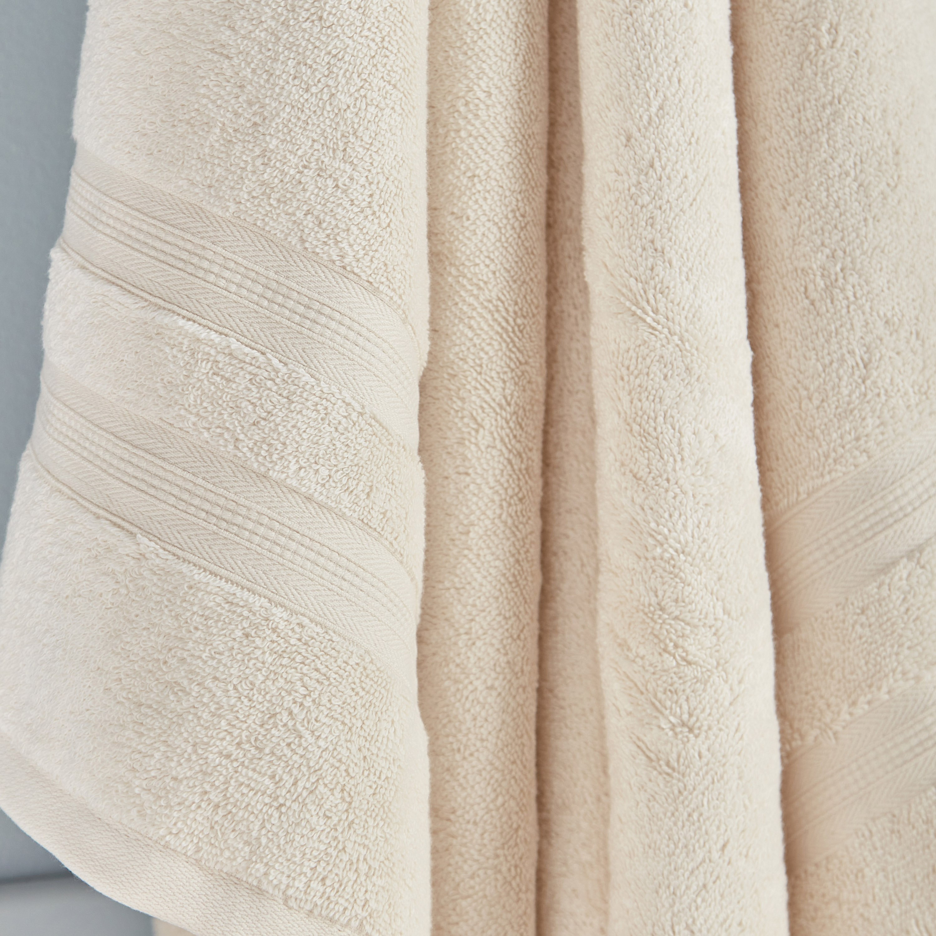 منشفة حمام فريش من جيفا ناتشورالي - 90x150 سم-hbxbathroom-bathroomtextiles-image-4