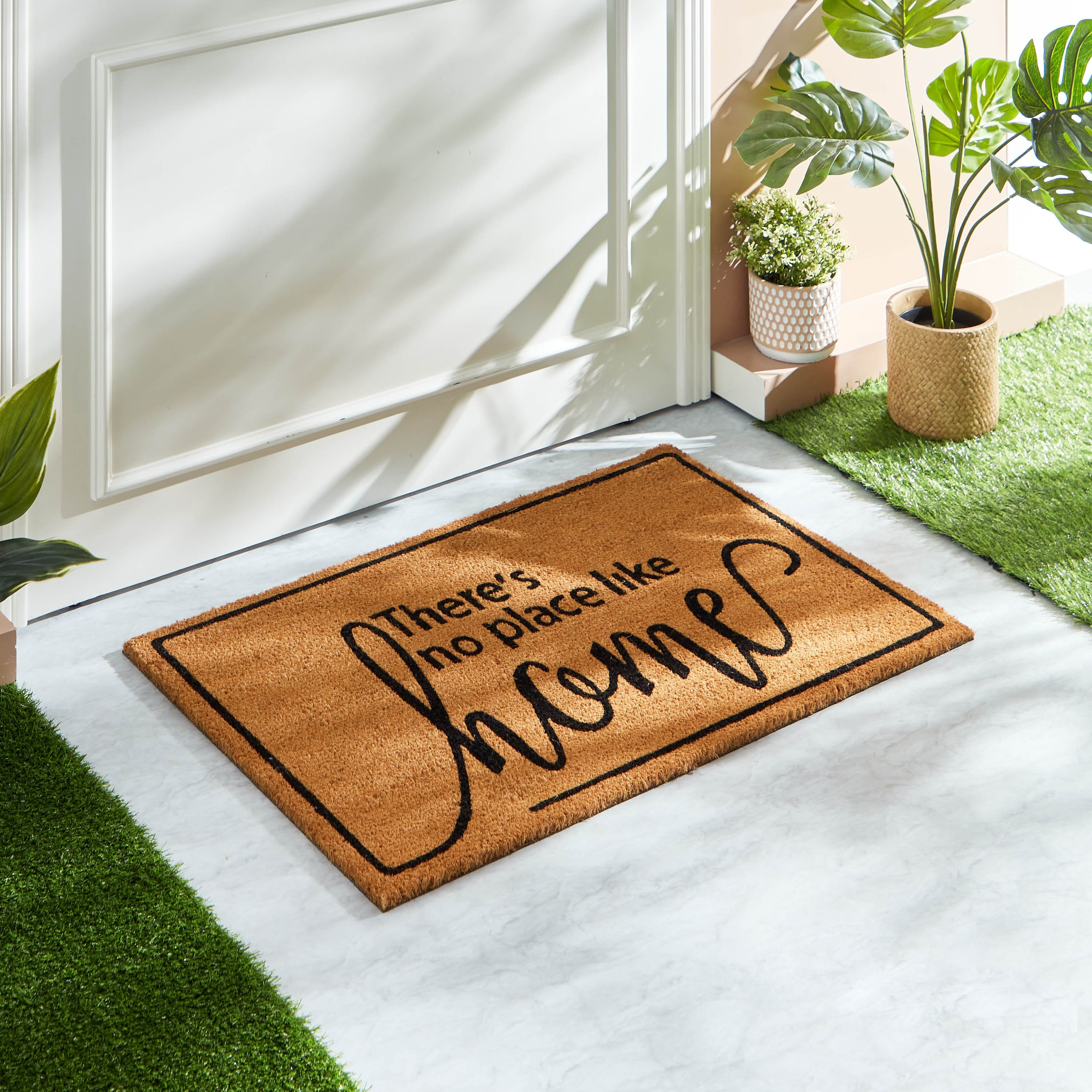 سجادة باب من ألياف جوز الهند بظهر بي في سي وطبعات - 60x90 سم-hbxhomeware-hbxlivingroom-image-1