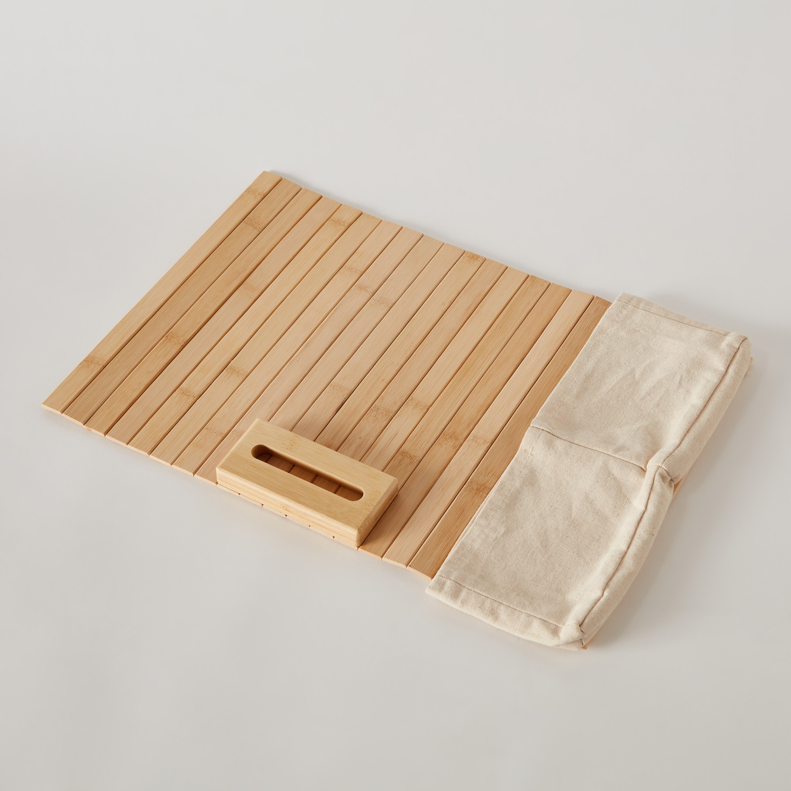 لبادة مسند ذراع الكنبة مع حامل هاتف نقال من إتش بي إس أو - 46x32 سم-hbxdecorandfurnishings-homeaccessories-novelties-image-7
