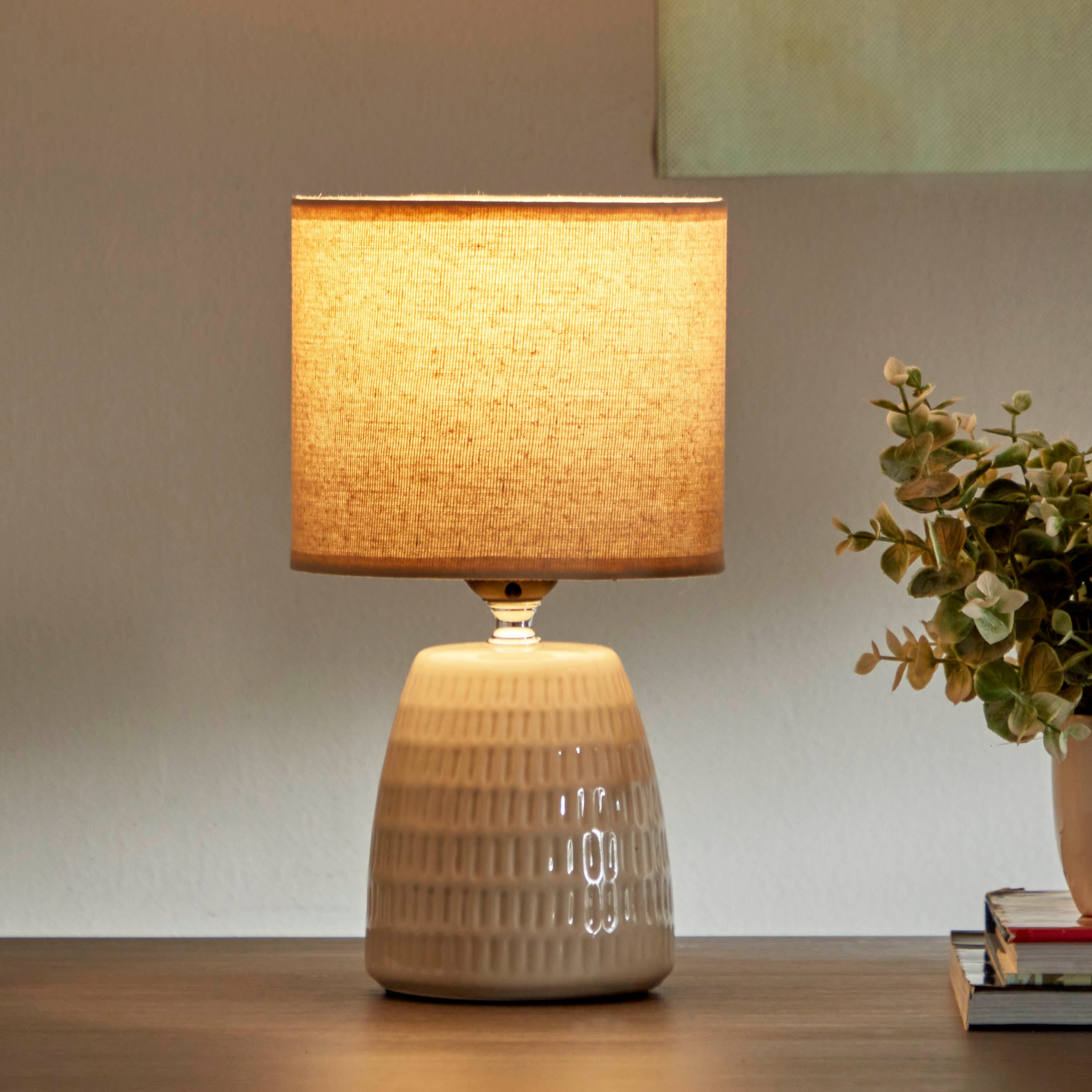 مصباح طاولة سيراميك من سكايلر - 15x15x29 سم-hbxlivingroom-lighting-tablelamps-image-2