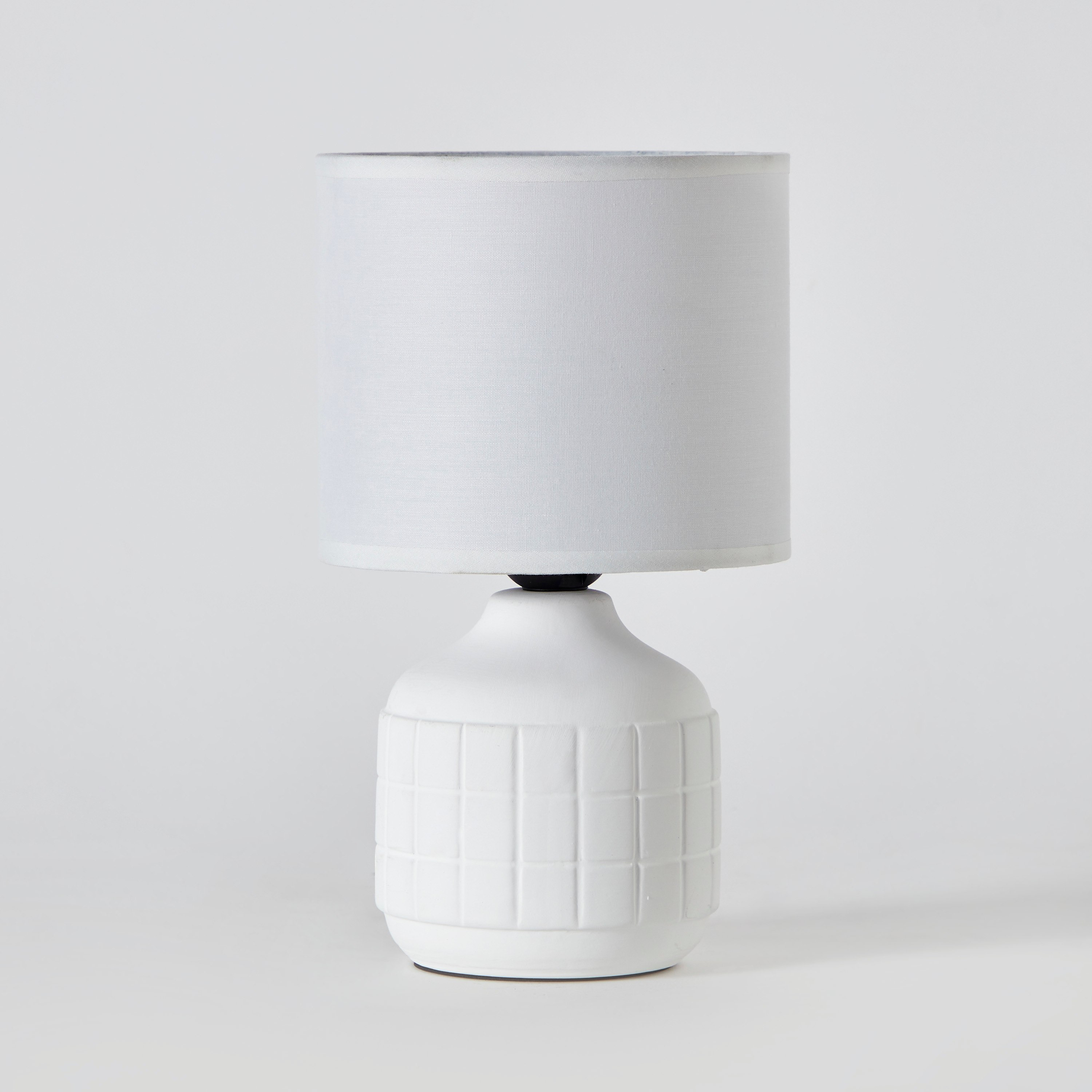 Gletan Ceramic Table Lamp - 15x15x30 cm-hbxlivingroom-lighting-tablelamps-image-7