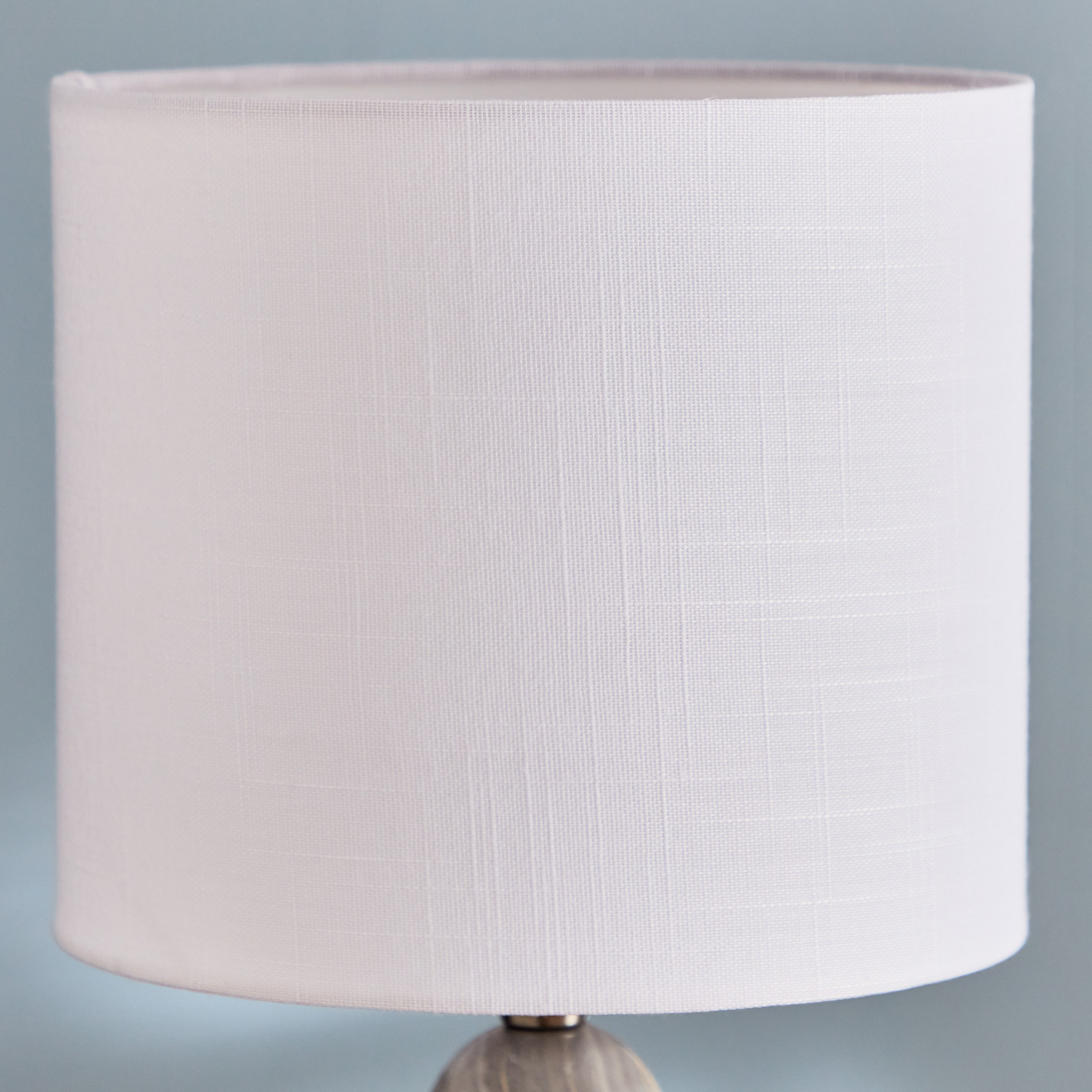 مصباح طاولة بقاعدة صلبة من كاليس - 33x47 سم-hbxlivingroom-lighting-tablelamps-image-4