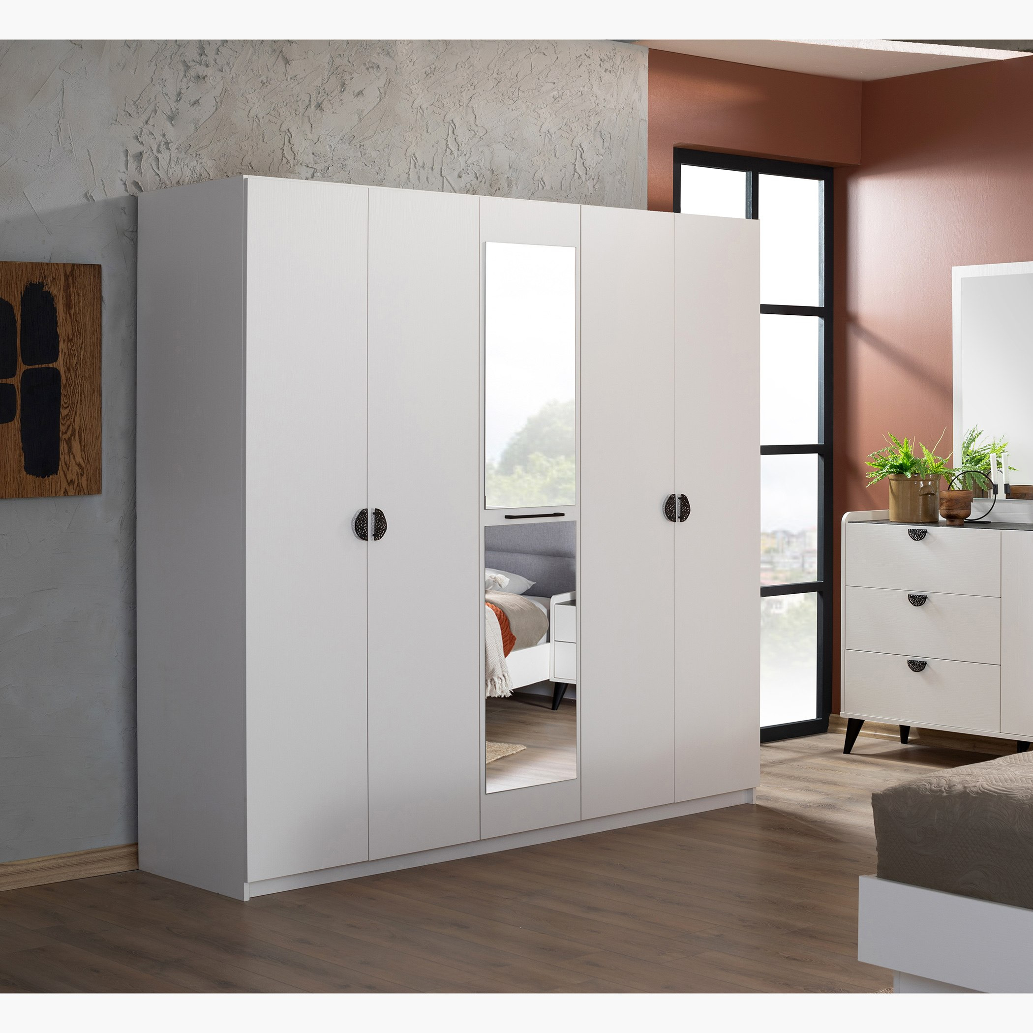 خزانة ملابس 5 أبواب بمرآة من مارينا-hbxfurniture-wardrobes-image-1