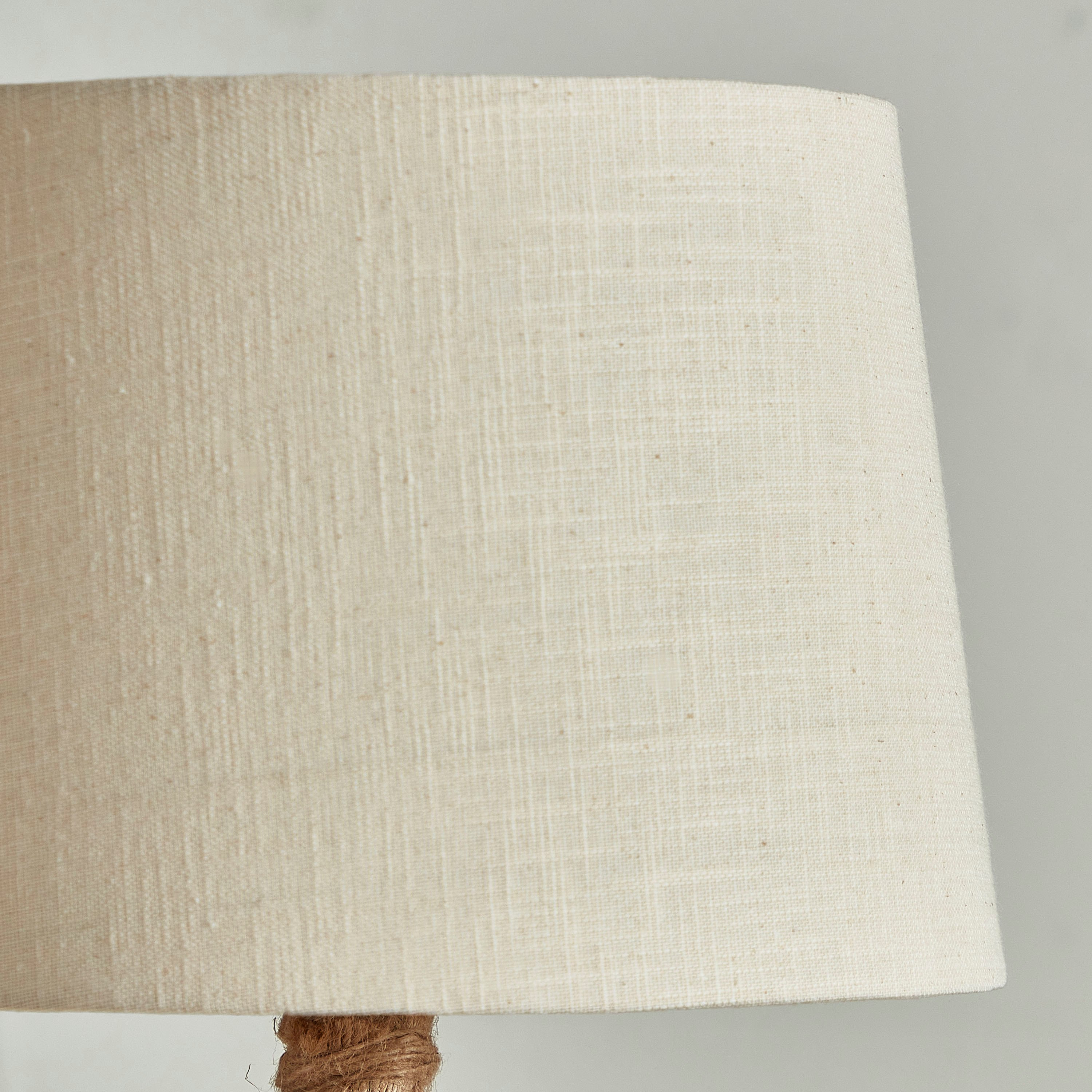 مصباح طاولة حبل بغطاء كتان من ناتشورال - 30x30x53 سم-hbxlivingroom-lighting-tablelamps-image-4