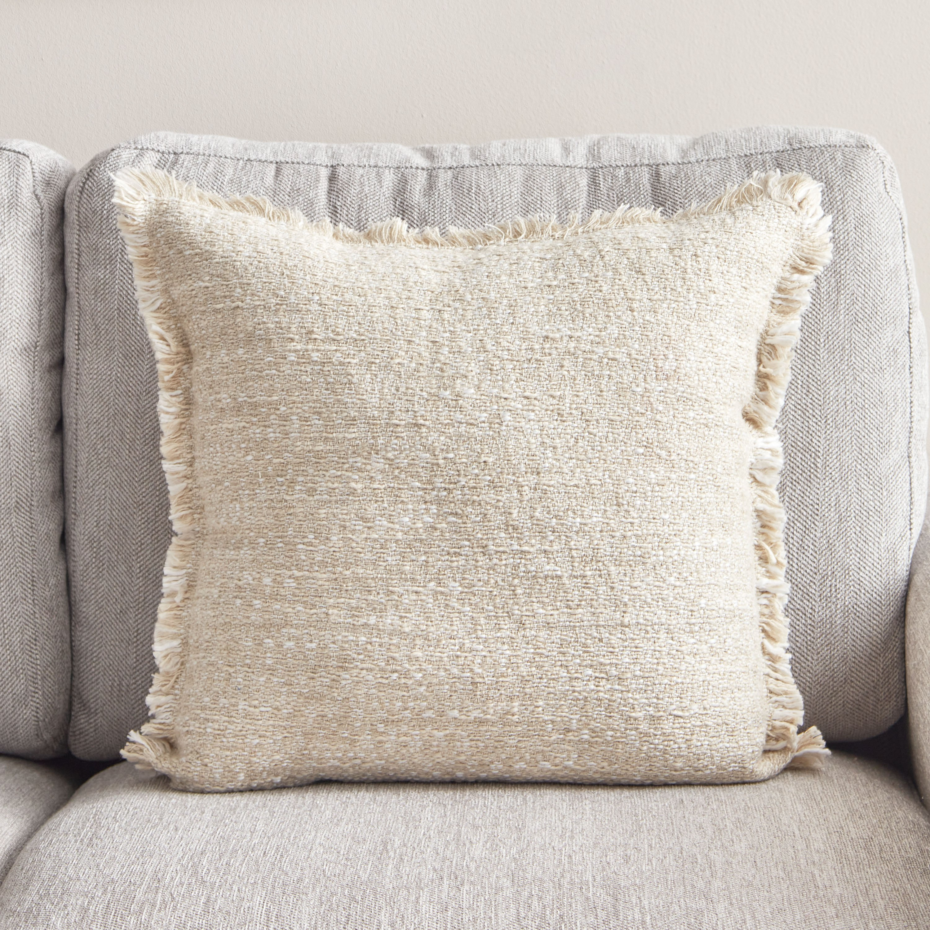 غطاء وسادة بارز الملمس من دراب - 45x45 سم-hbxhomeware-cushionsandcovers-cushioncovers-image-1