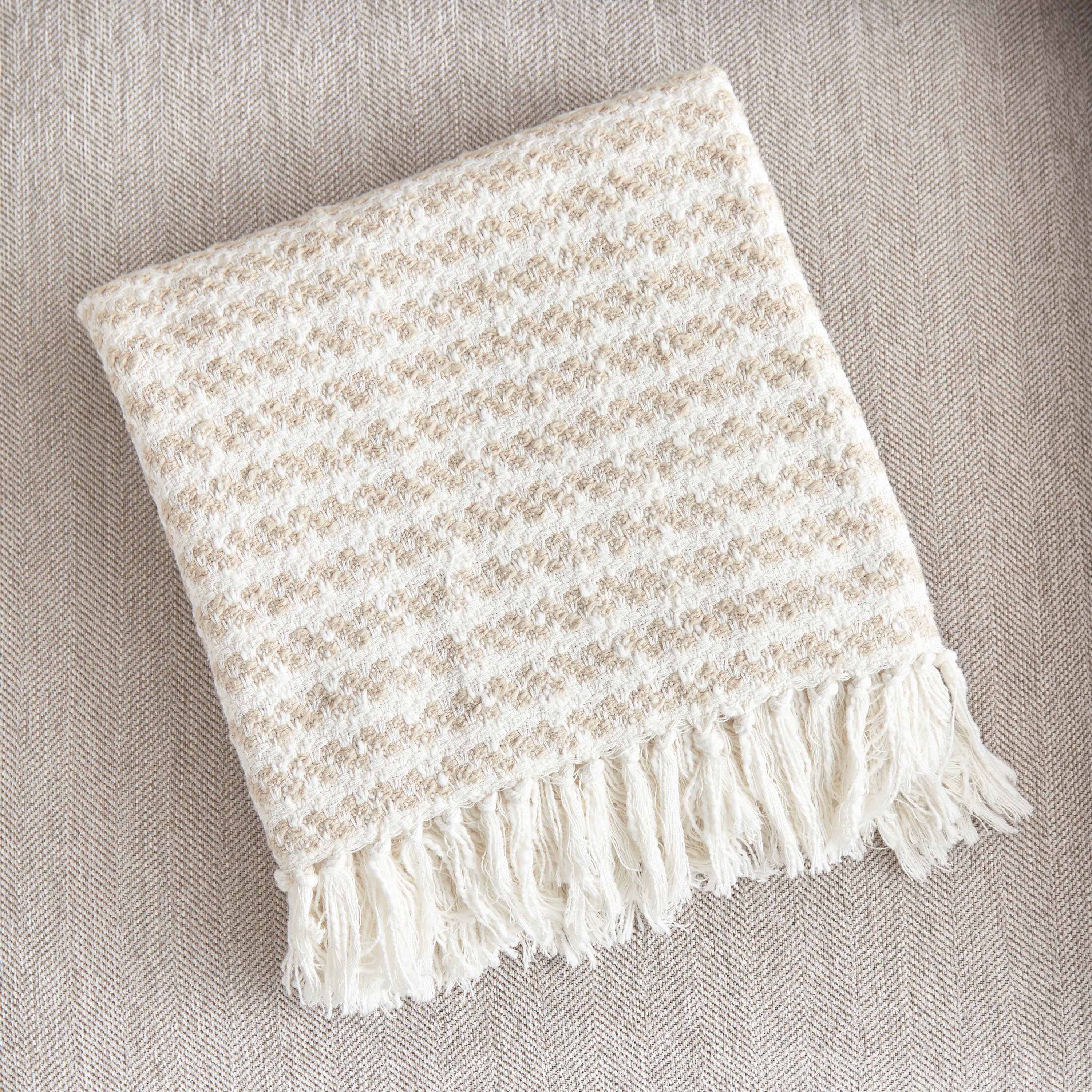 بطانية خفيفة سلوب بارزة الملمس من دراب - 130x170 سم-hbxhomeware-hbxbedroom-image-4