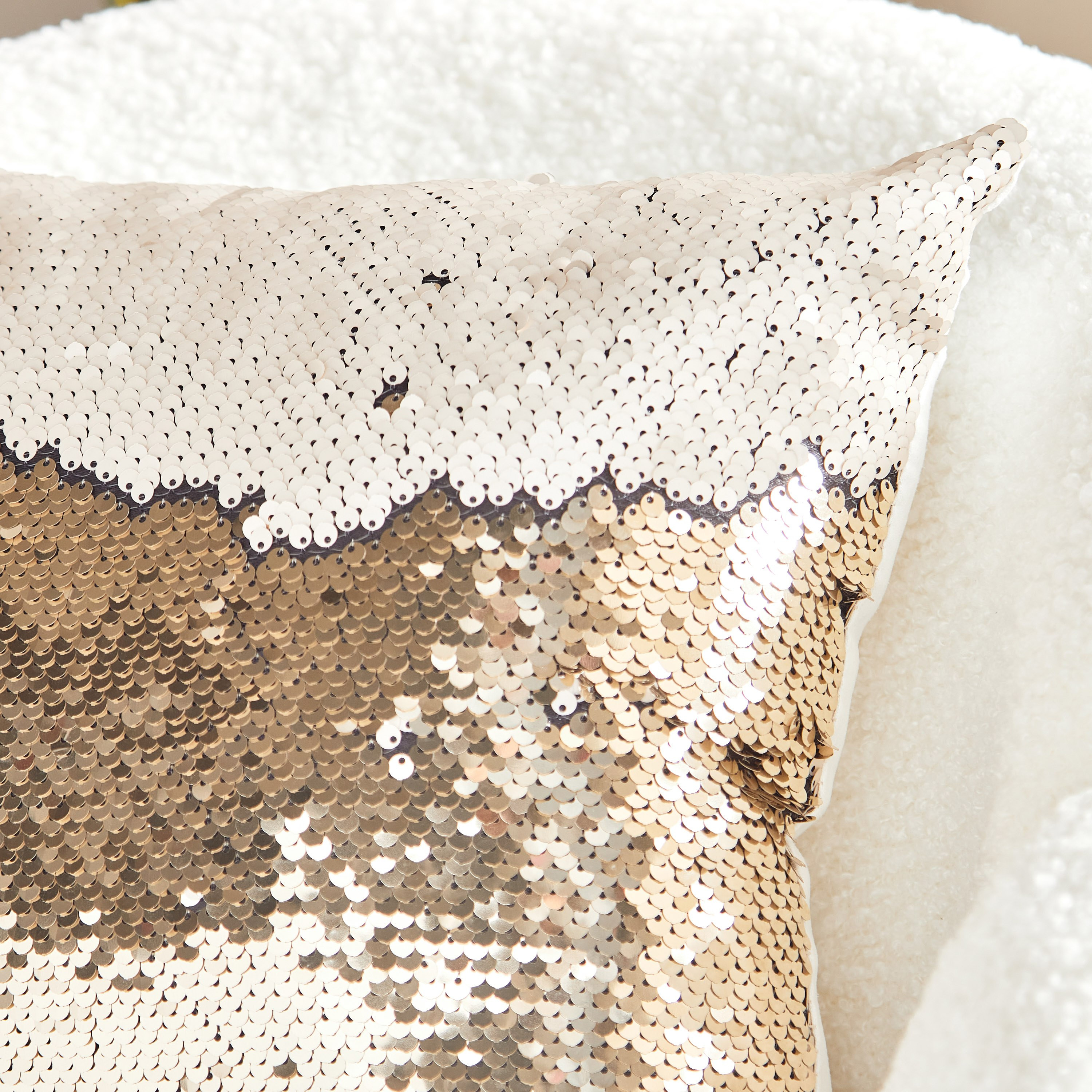 وسادة بترتر يستخدم على الوجهين من هرميون - 30x30 سم-hbxhomeware-hbxkidsandyouth-image-3