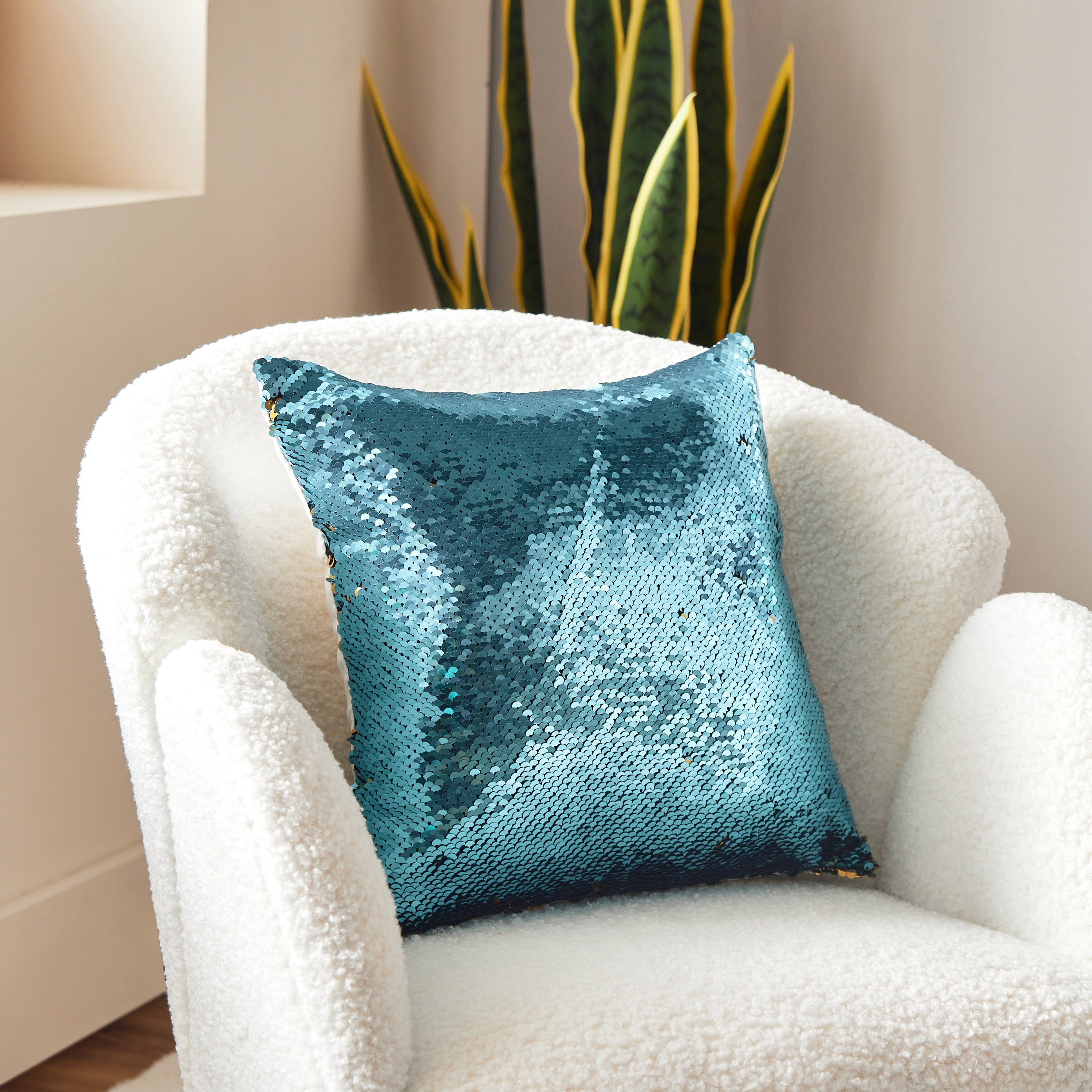 Photo cushion hot sale sequin