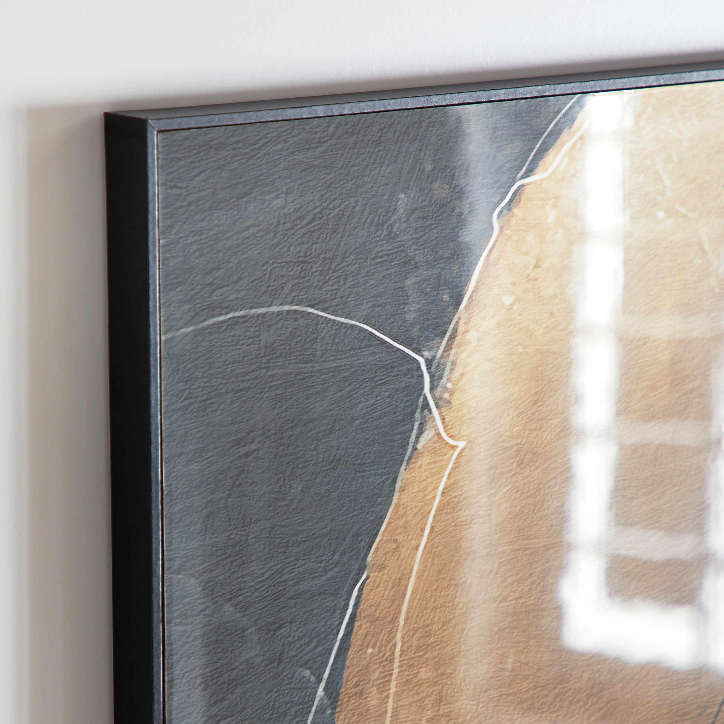 لوحة مؤطّرة بارزة الملمس بسطح لامع من كيشا - 50x70 سم-hbxhomeware-hbxdecorandfurnishings-image-4