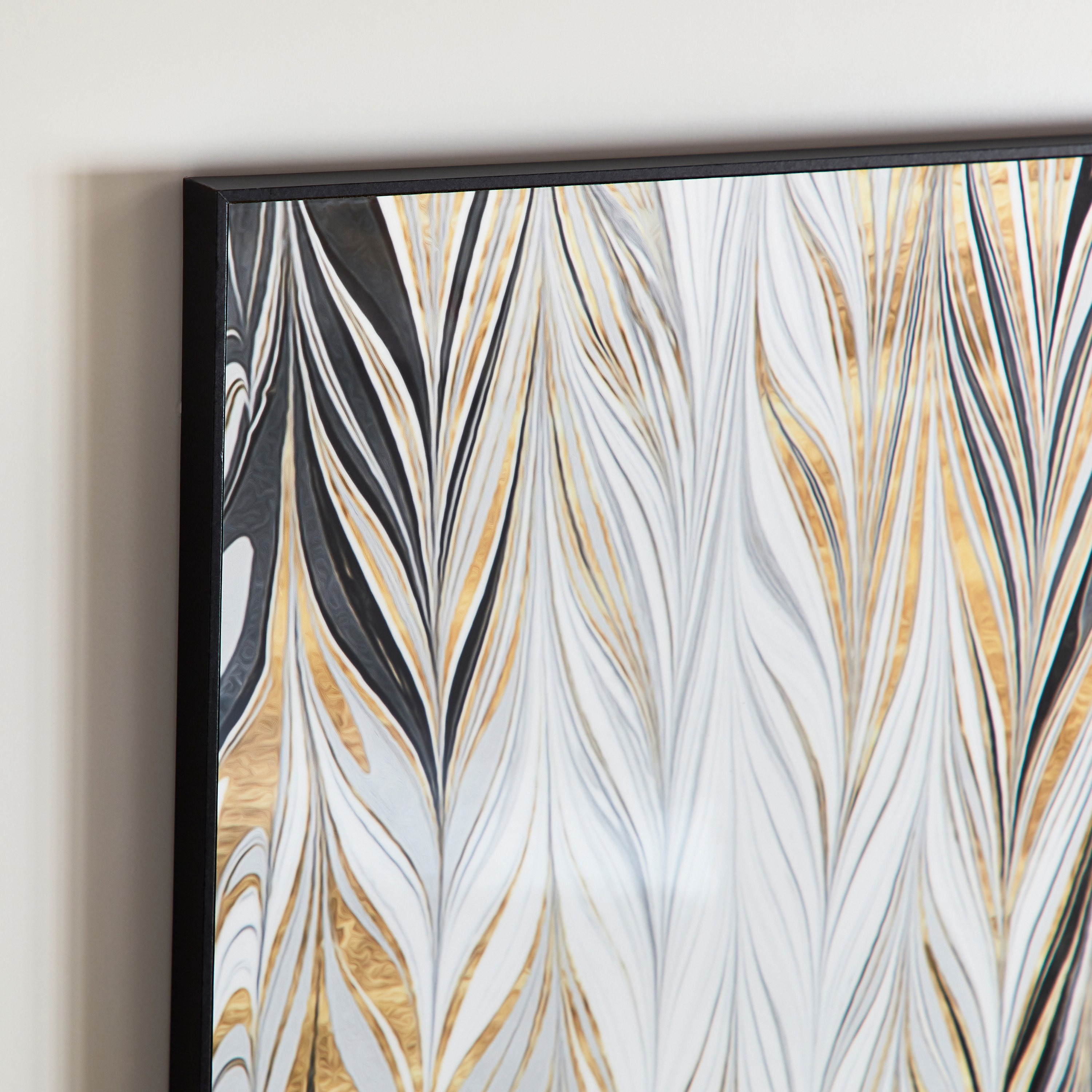 لوحة مؤطّرة بسطح لامع من كيشا - 70x50 سم-hbxhomeware-hbxdecorandfurnishings-image-4