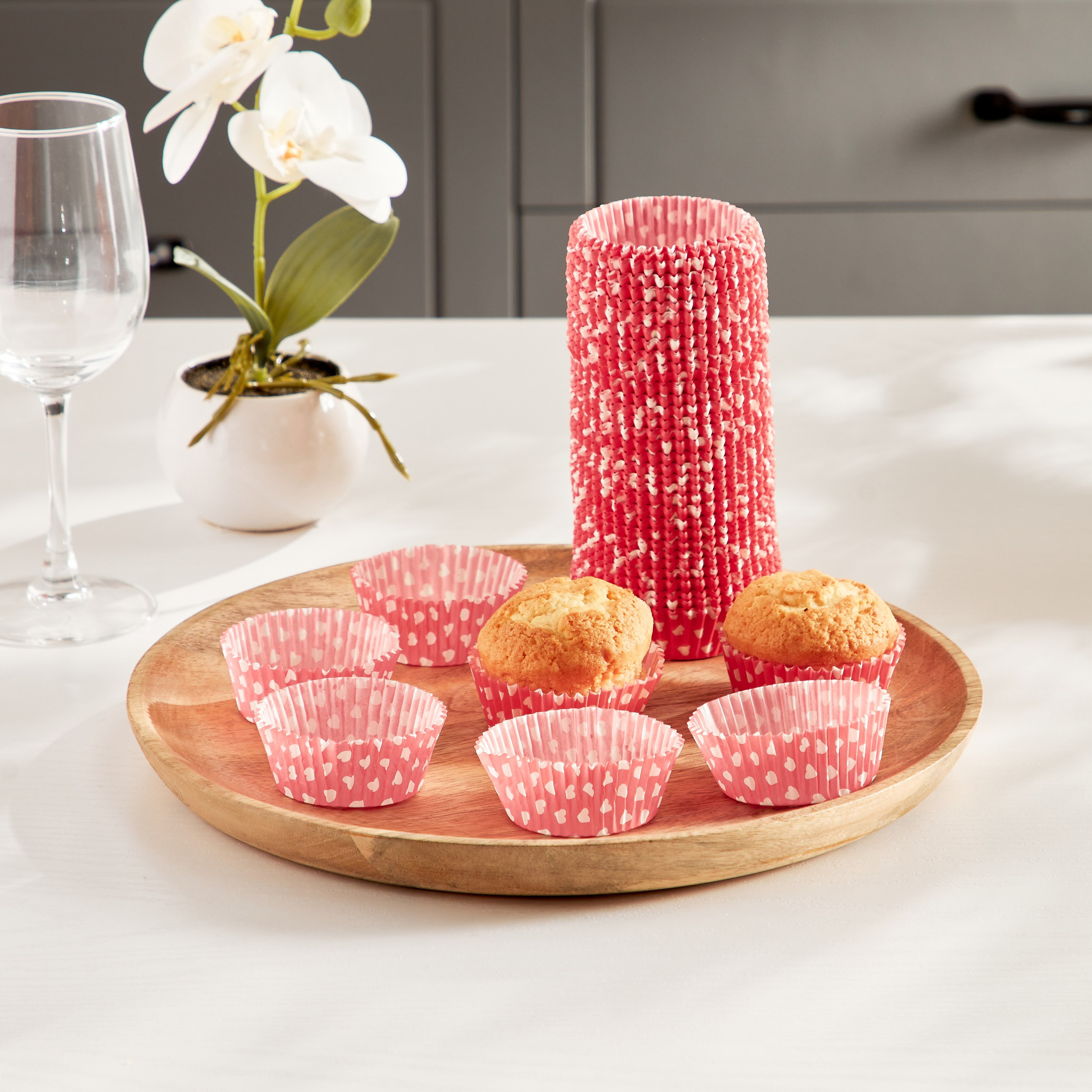 طقم قوالب كب كيك 80 قطعة بطبعات قلب - 3.5x6.5 سم-hbxkitchen-bakeware-image-1