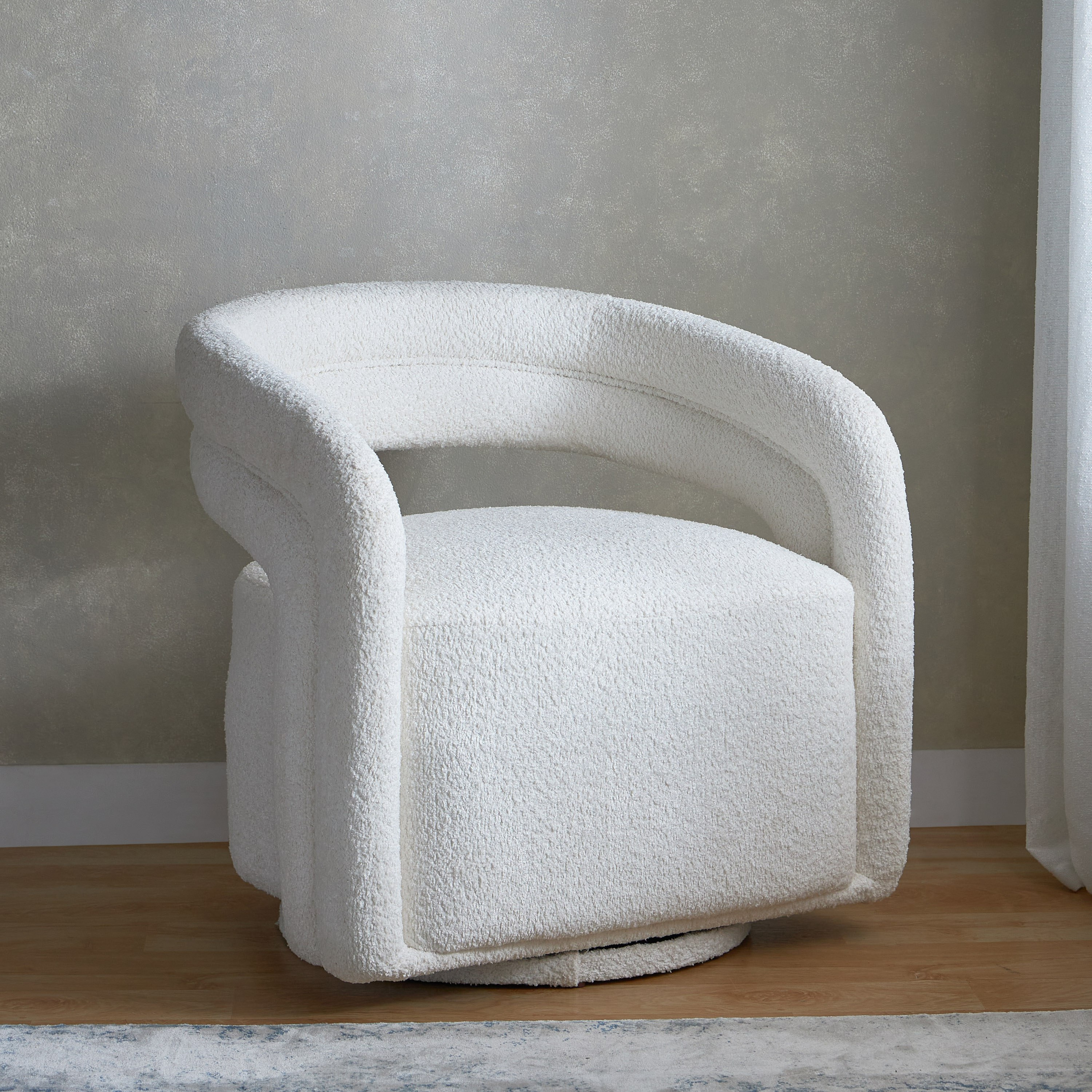 كرسي قماش دوّار بمساند ذراعين من موناكو-hbxlivingroom-sofasandarmchairs-easychairs-image-1
