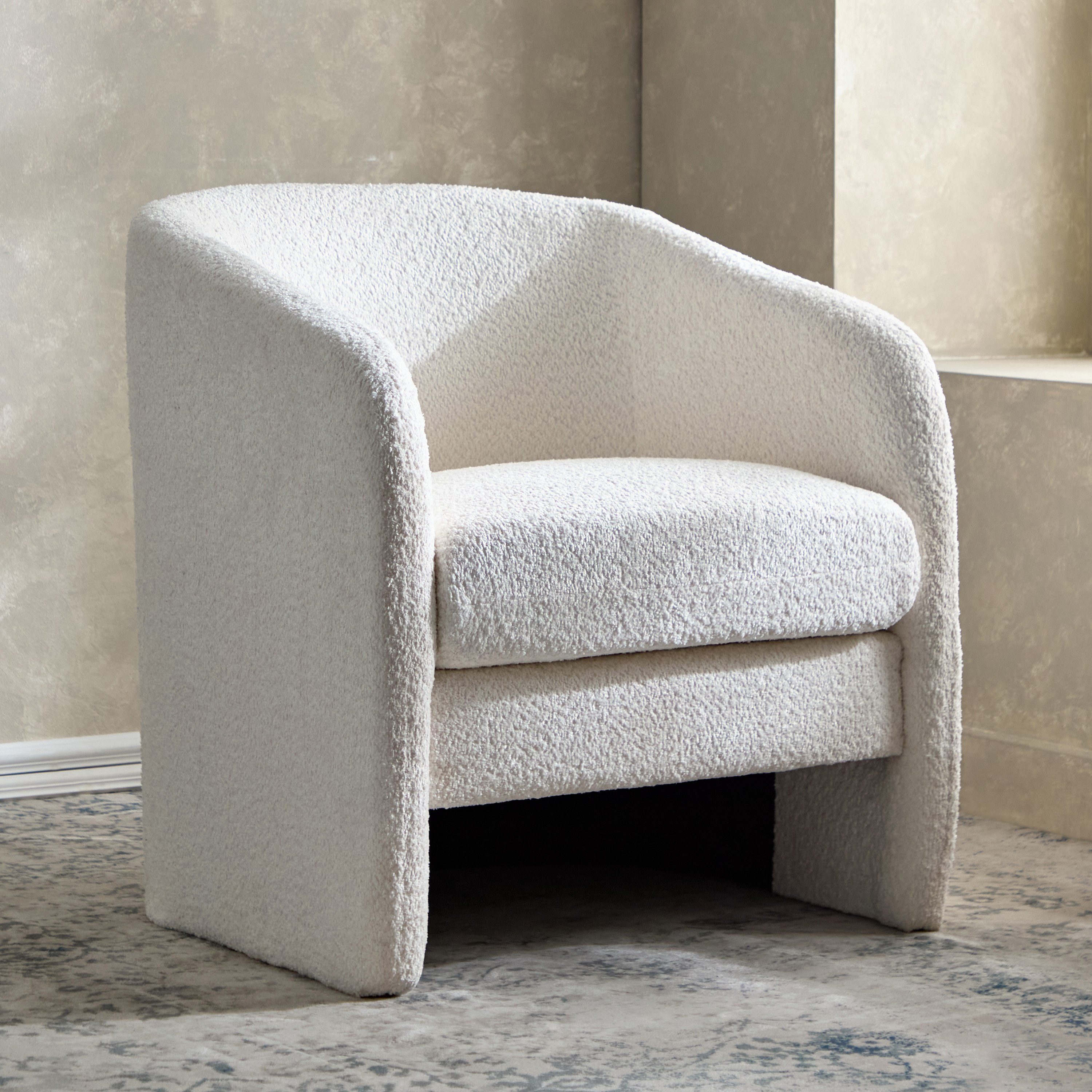 كرسي قماش بمساند ذراعين من سيندي-hbxlivingroom-sofasandarmchairs-easychairs-image-2
