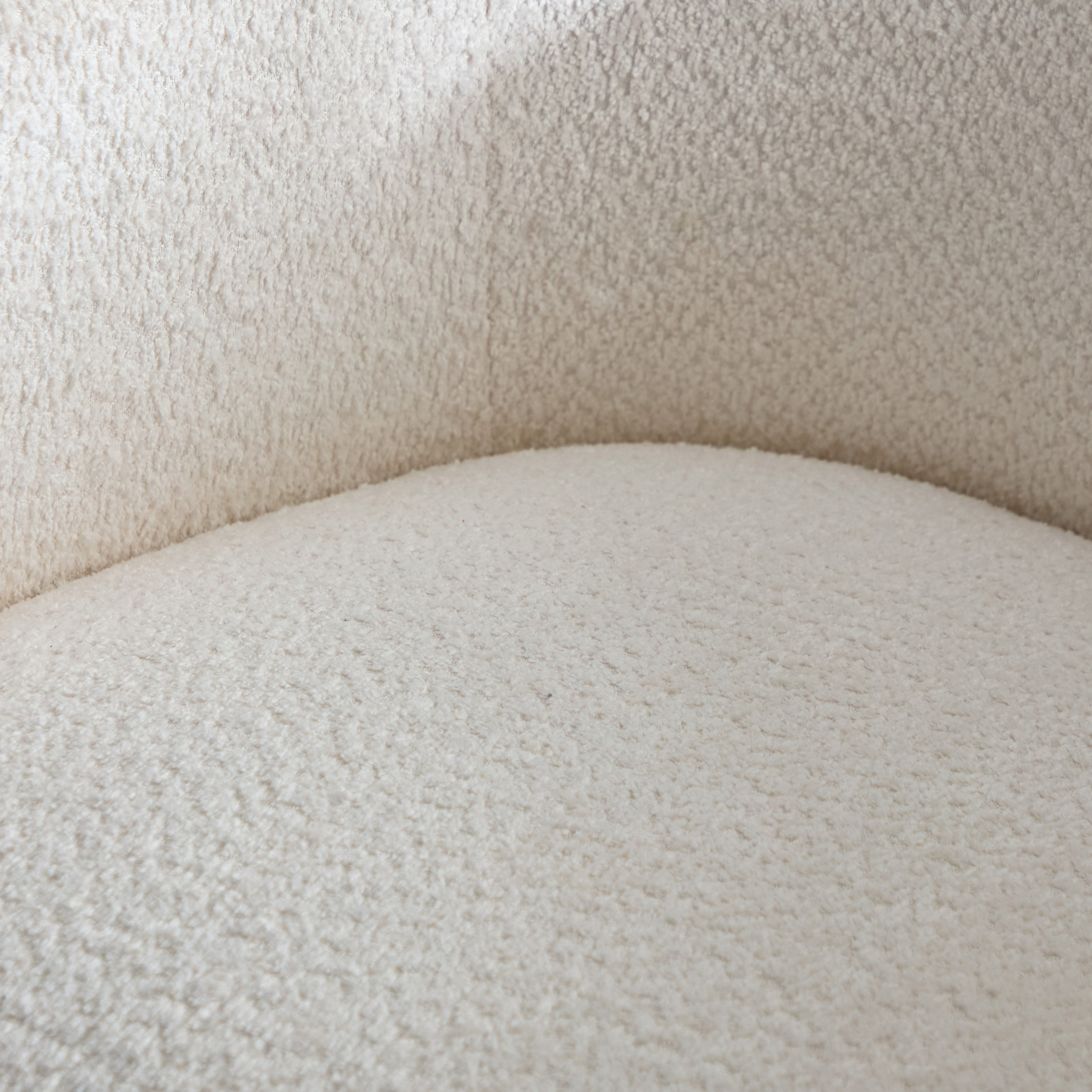 كرسي قماش بمساند ذراعين من سيندي-hbxlivingroom-sofasandarmchairs-easychairs-image-7