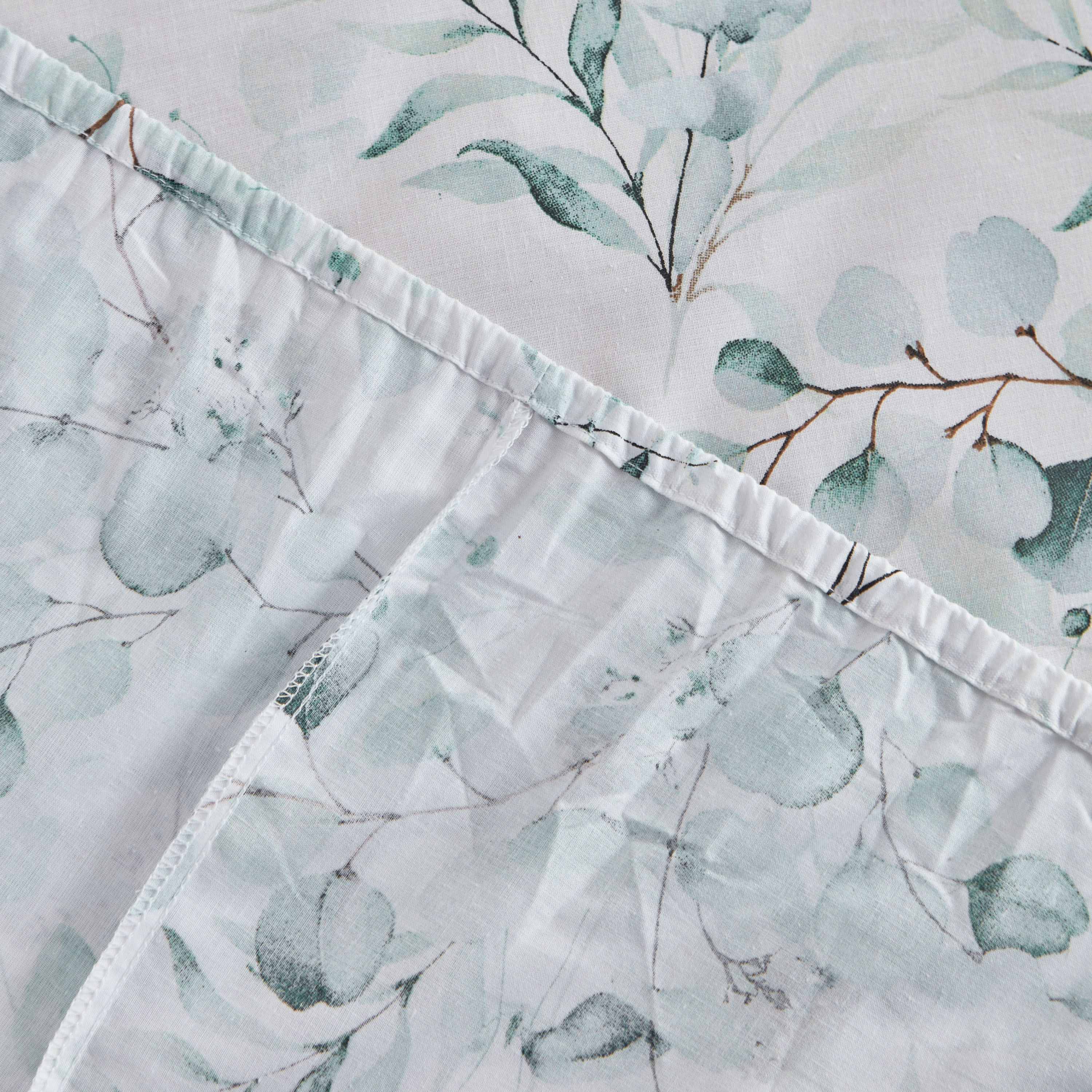 شرشف مطاطي كينج بولي قطن بطبعات من ألبانيا - 180x200+30 سم-hbxhomeware-hbxbedroom-image-6