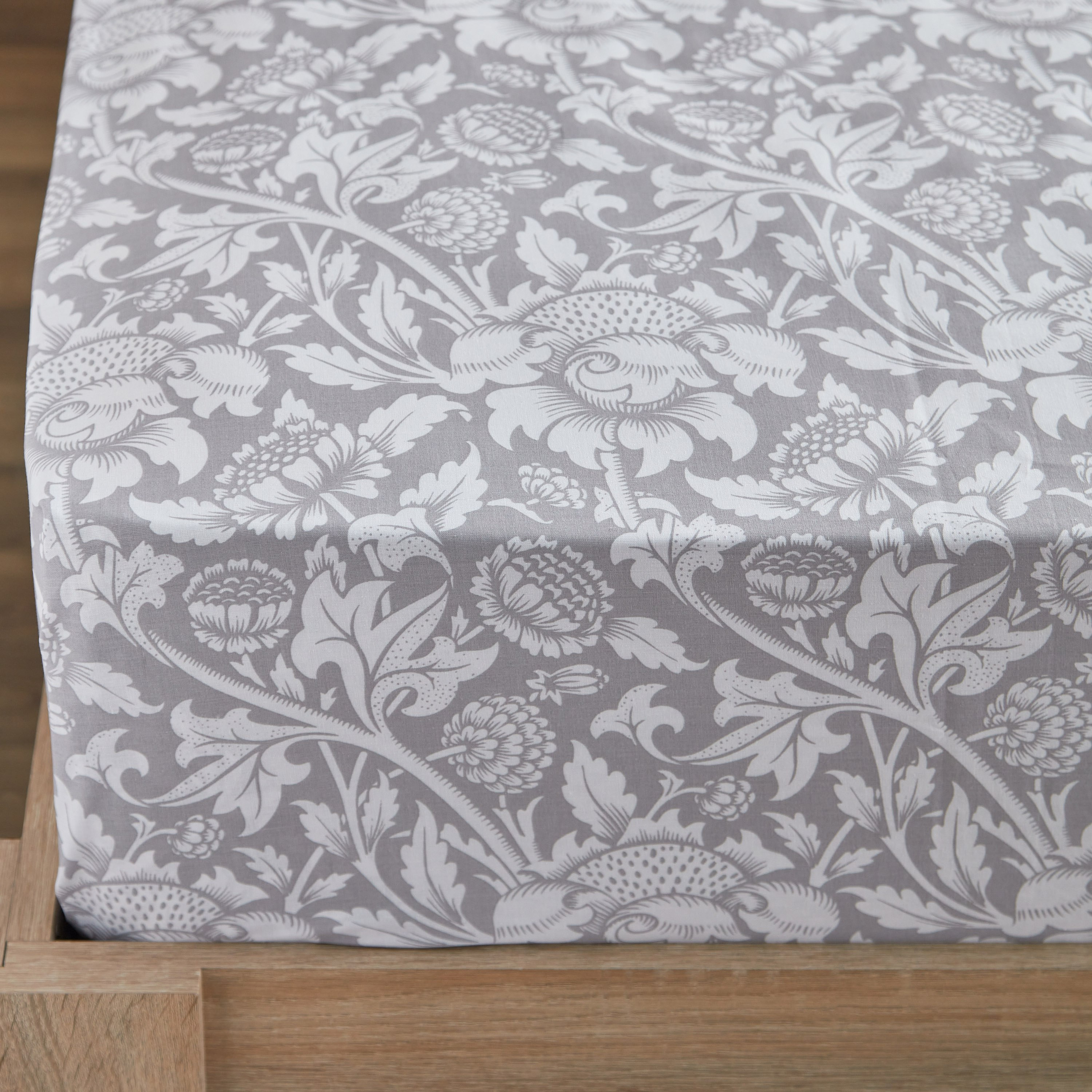 شرشف مسطح توين بولي قطن من ألبانيا - 170x260 سم-hbxhomeware-hbxbedroom-image-5
