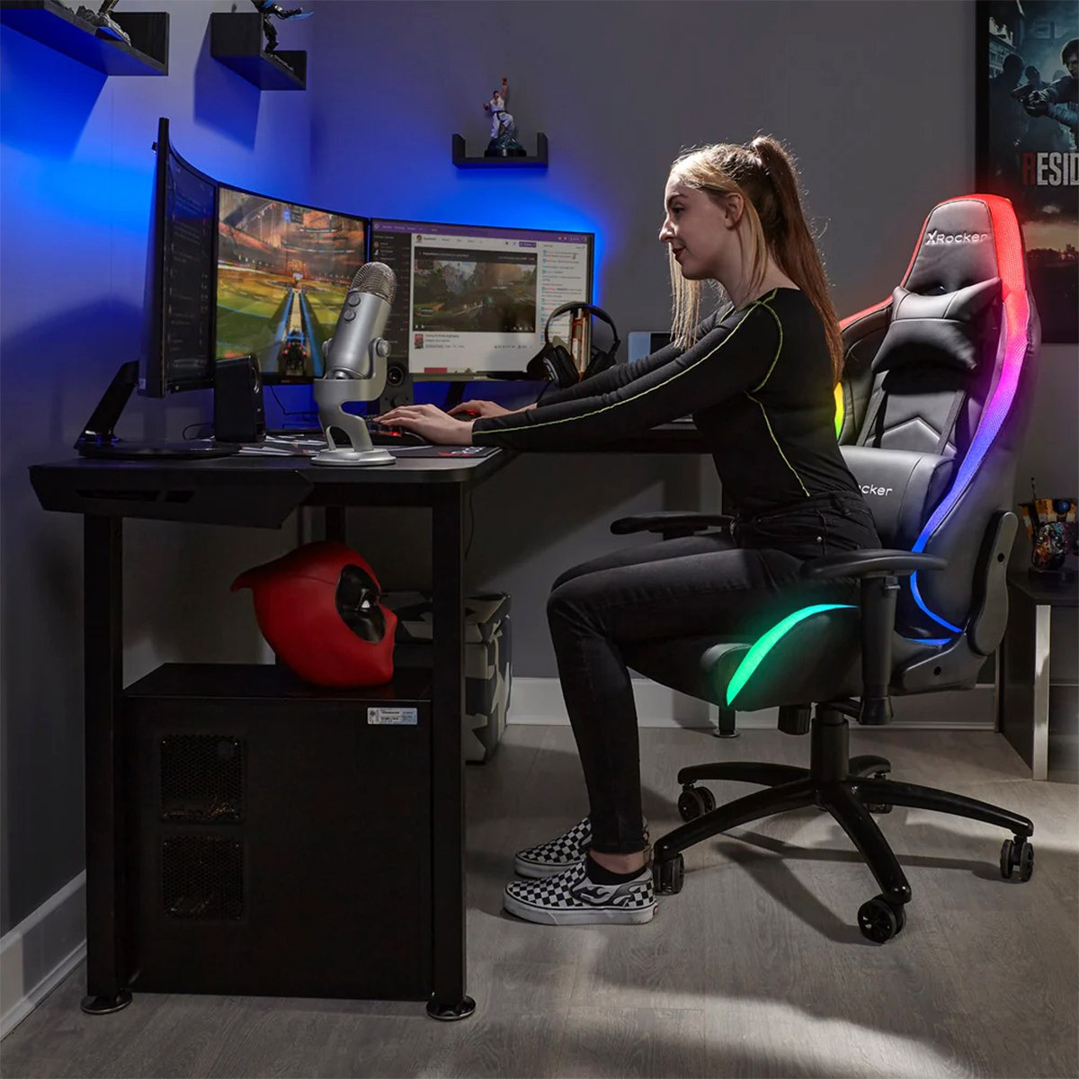 Gaming monitor deals chair