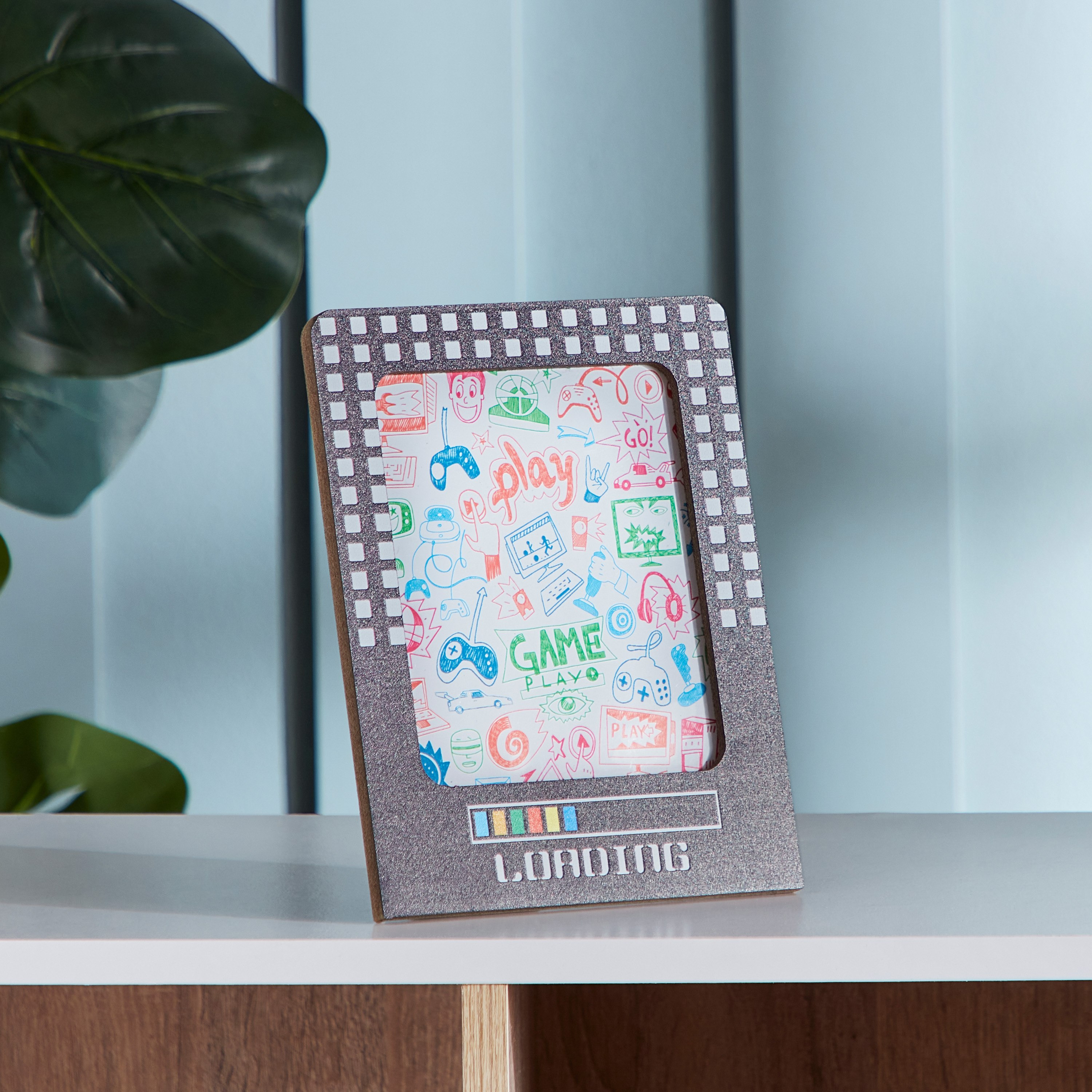 برواز صور فيو من جيمينج - 16.5x21x1.5 سم-hbxkidsandyouth-walldecor-photoframes-image-1