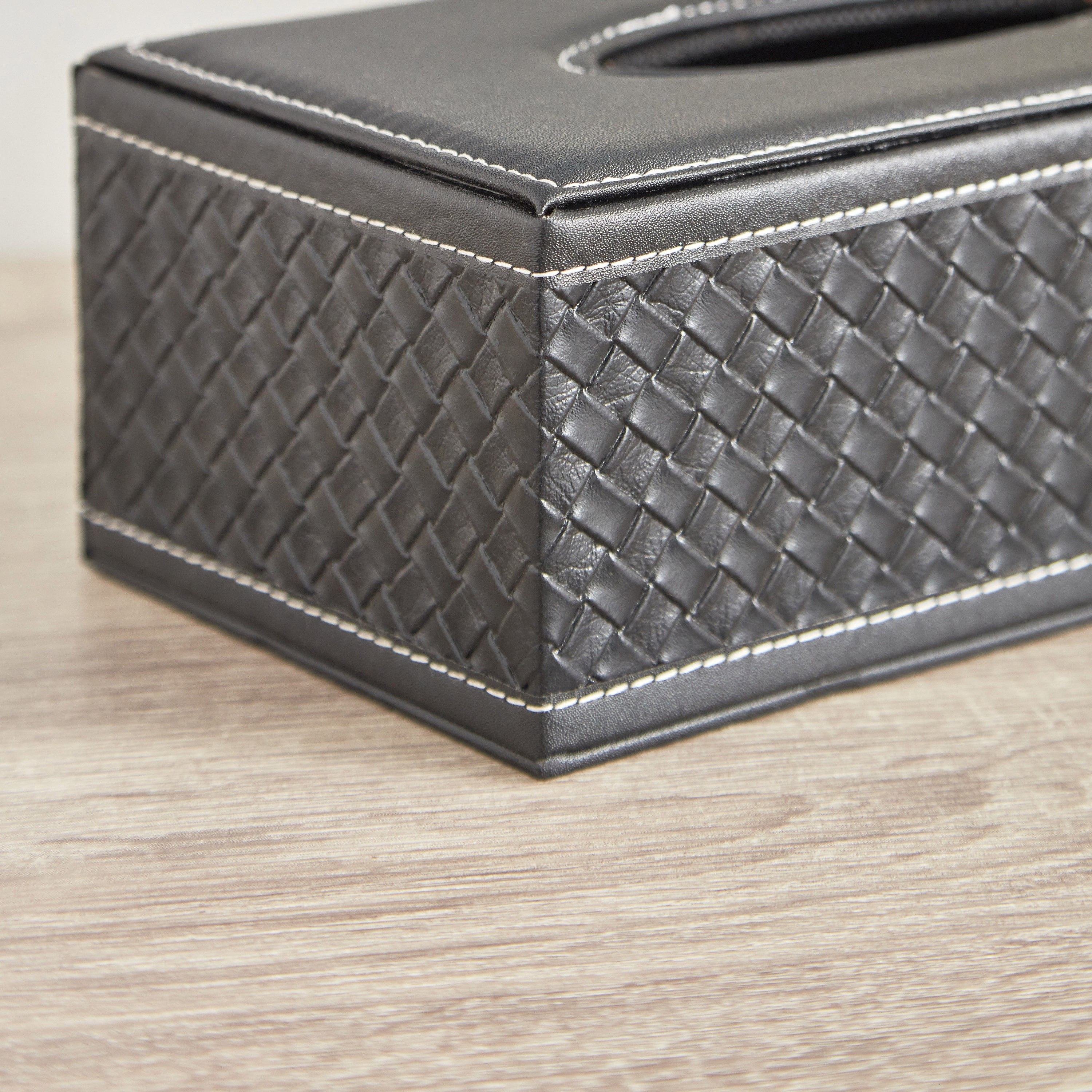 Nordic Leather Tissue Box - 23x12x8.5 cm-hbxdecorandfurnishings-homeaccessories-novelties-image-3