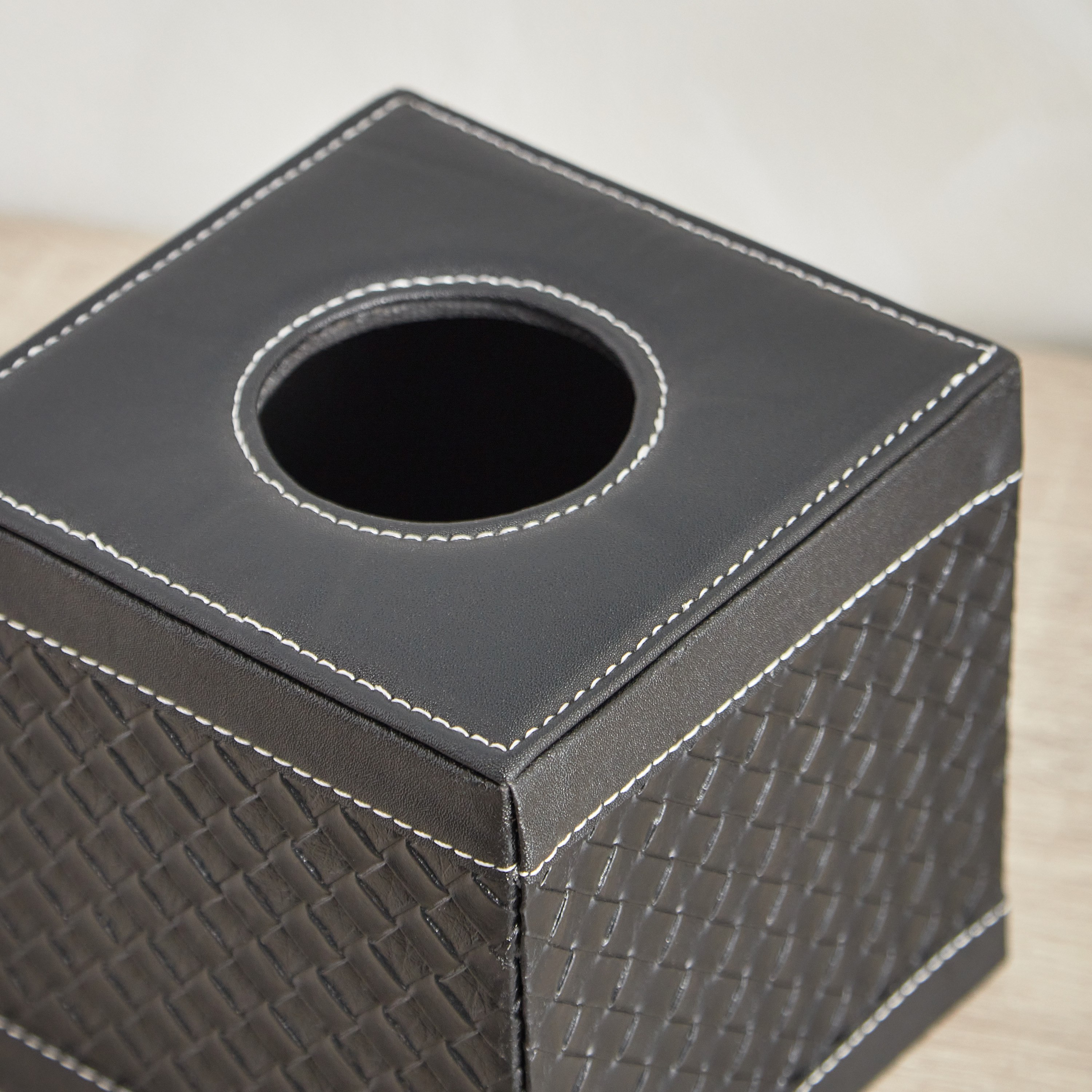 Nordic Leather Square Tissue Holder - 16x16x15 cm-hbxdecorandfurnishings-homeaccessories-novelties-image-4