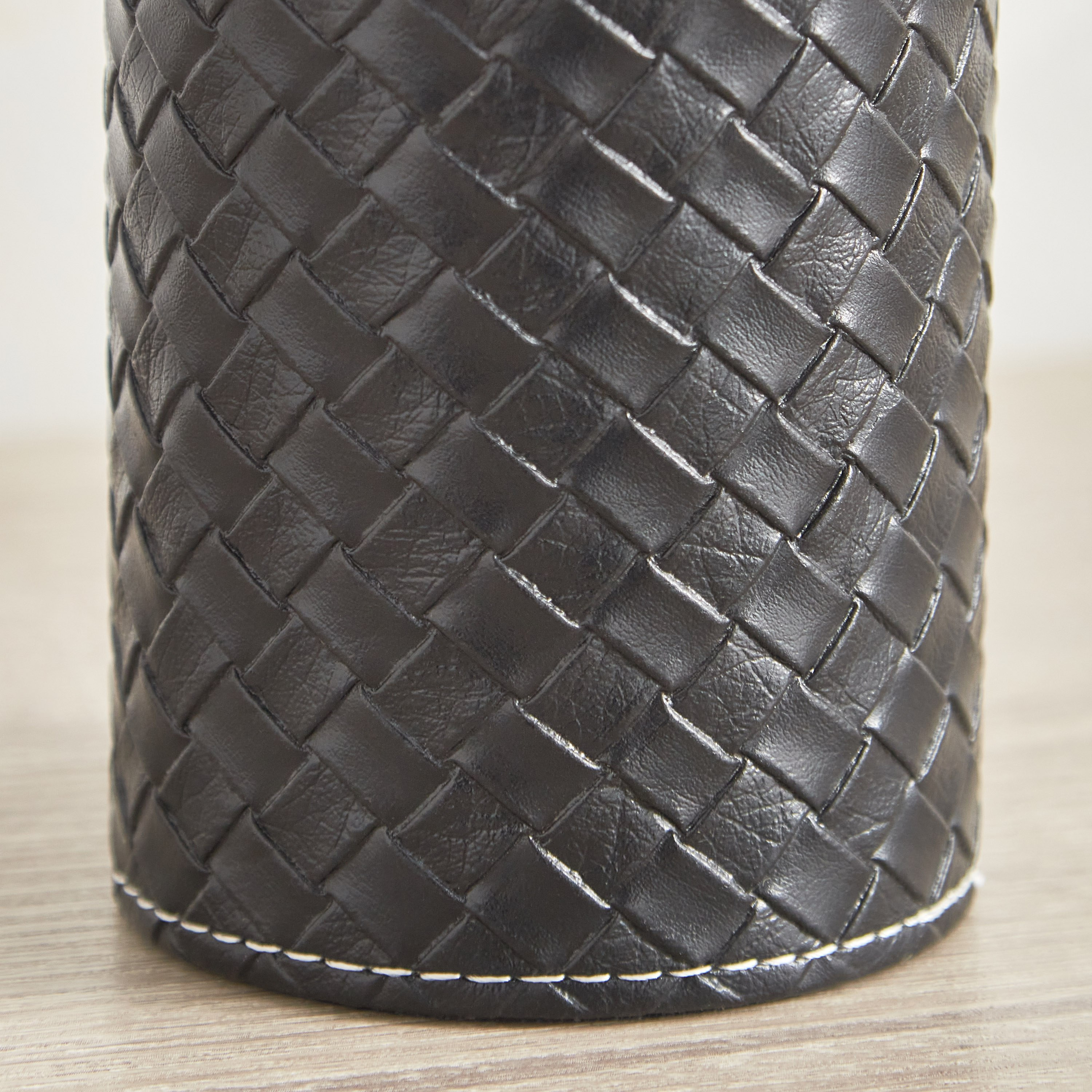 Nordic Leather Pen Holder - 8.5x10.5 cm-hbxdecorandfurnishings-homeaccessories-novelties-image-3