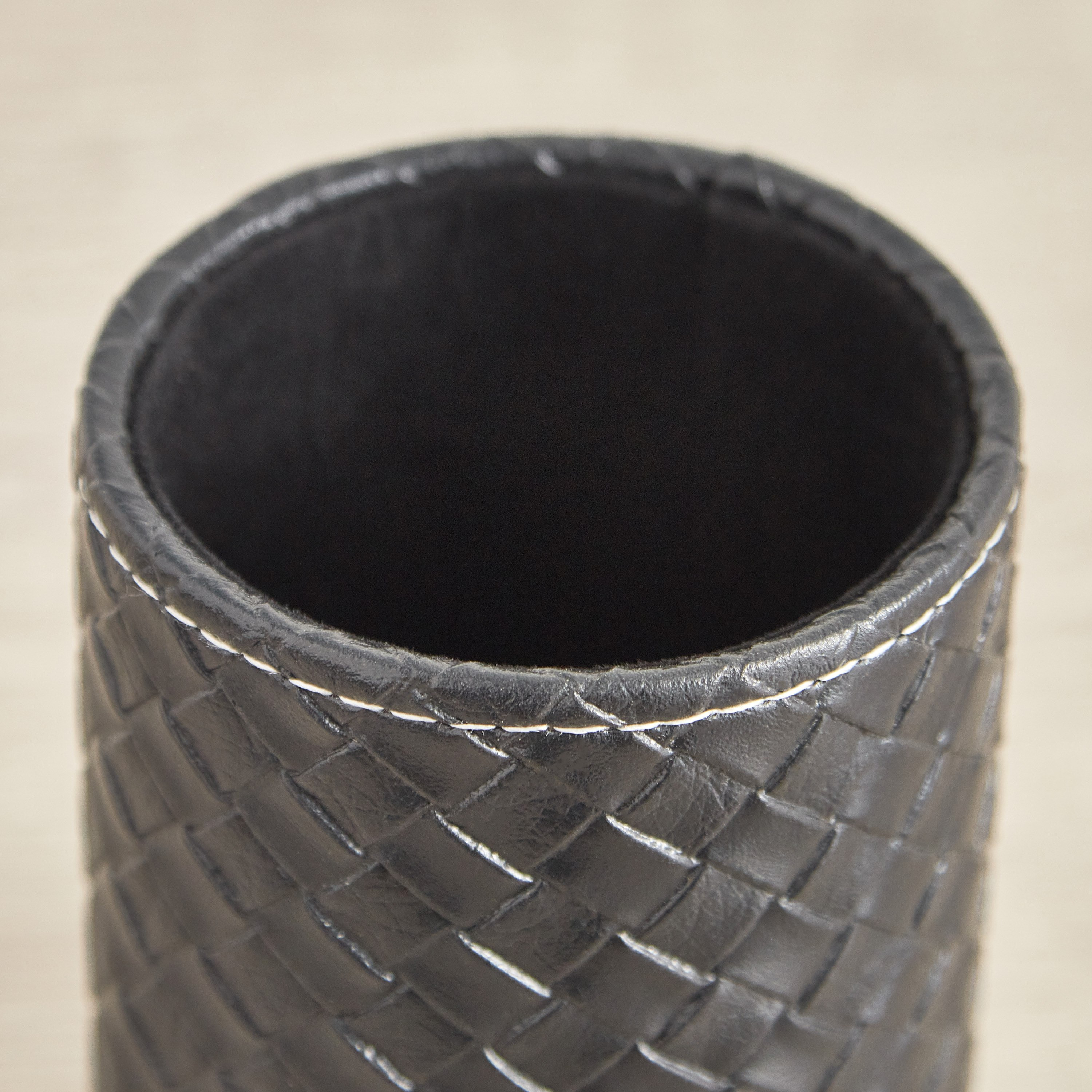 Nordic Leather Pen Holder - 8.5x10.5 cm-hbxdecorandfurnishings-homeaccessories-novelties-image-4