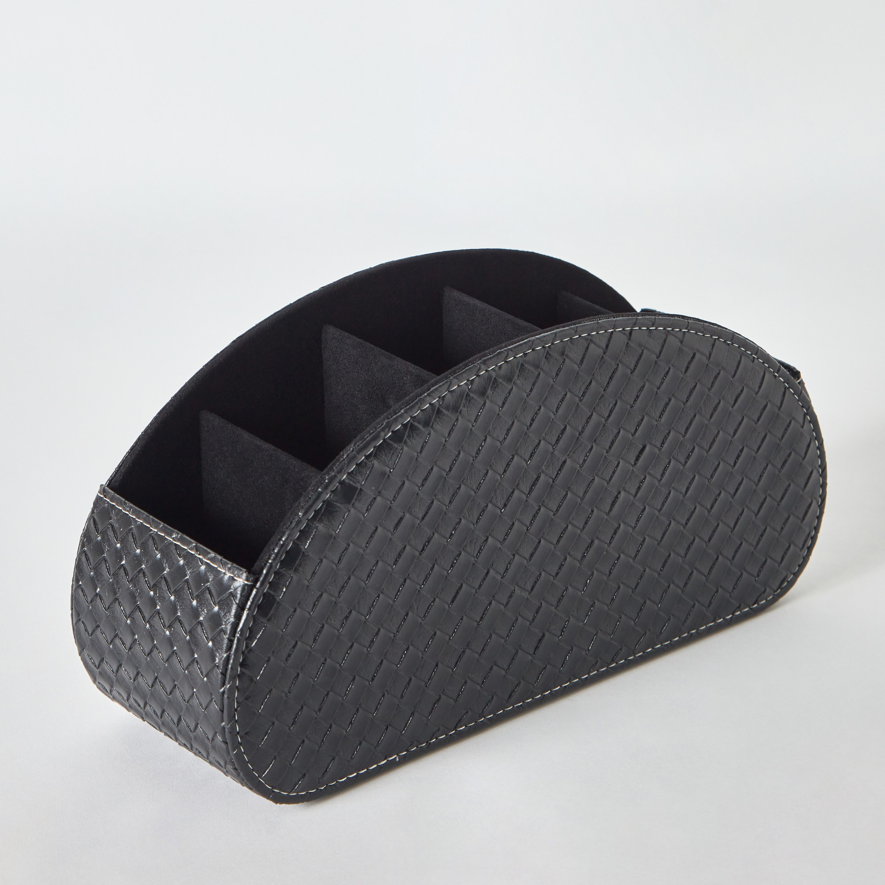 Nordic Leather Remote Holder - 30x10x15 cm-hbxdecorandfurnishings-homeaccessories-novelties-image-6