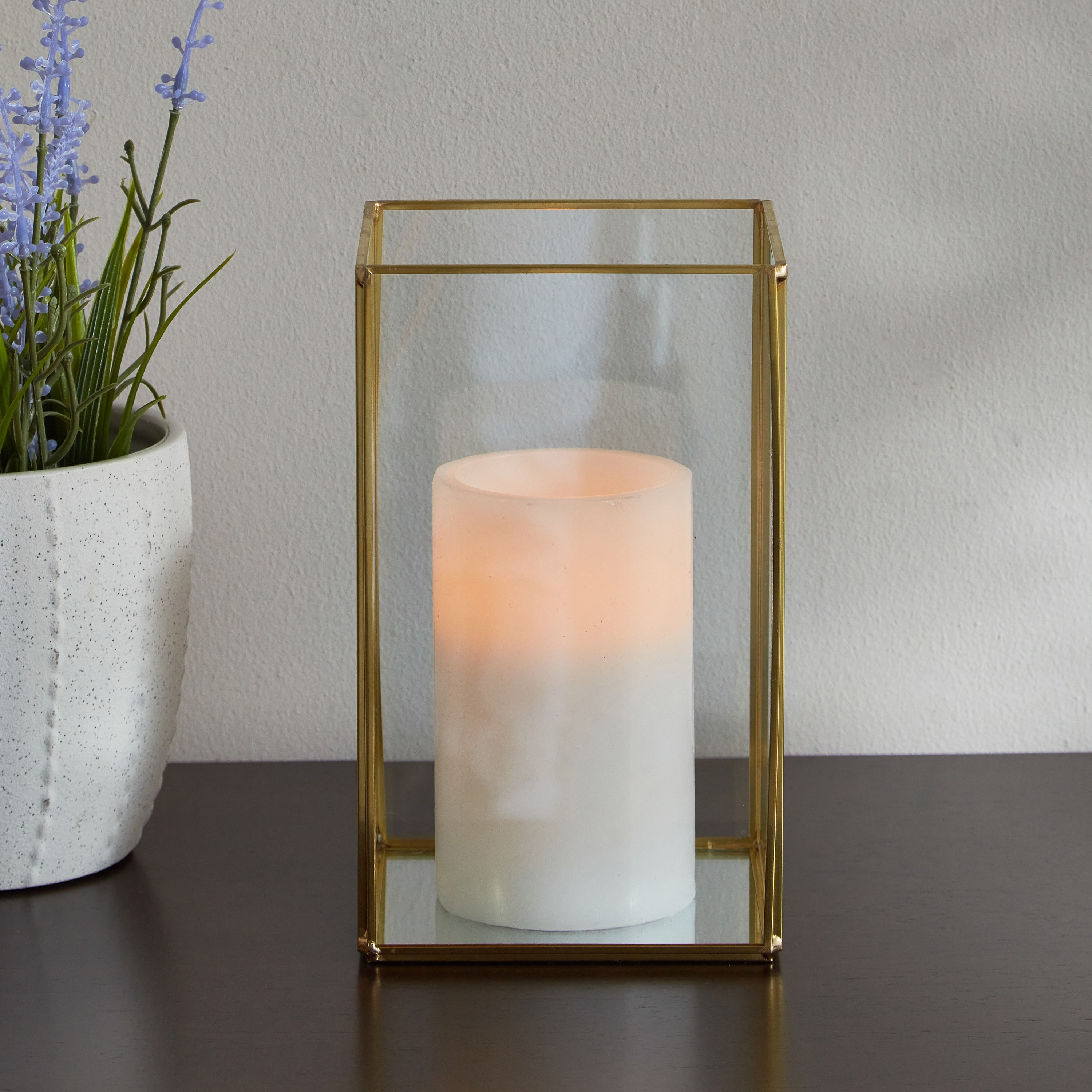 فانوس معدن من فيريتي - 12x12x20 سم-hbxdecorandfurnishings-homeaccessories-lanterns-image-1